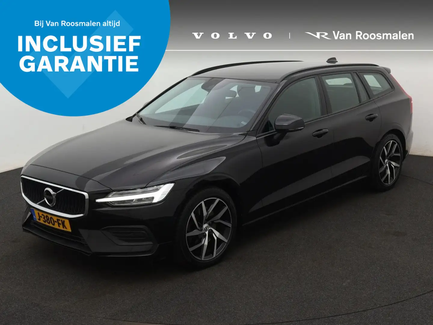 Volvo V60 2.0 T4 Momentum Pro | Climate pack Zwart - 1