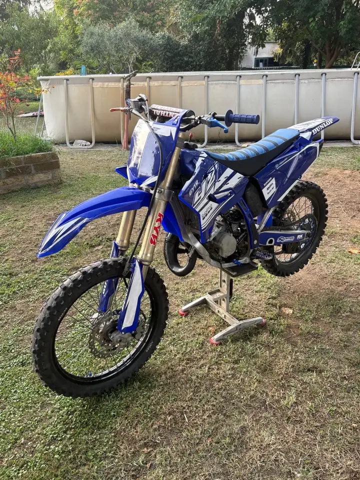 Yamaha YZ 125