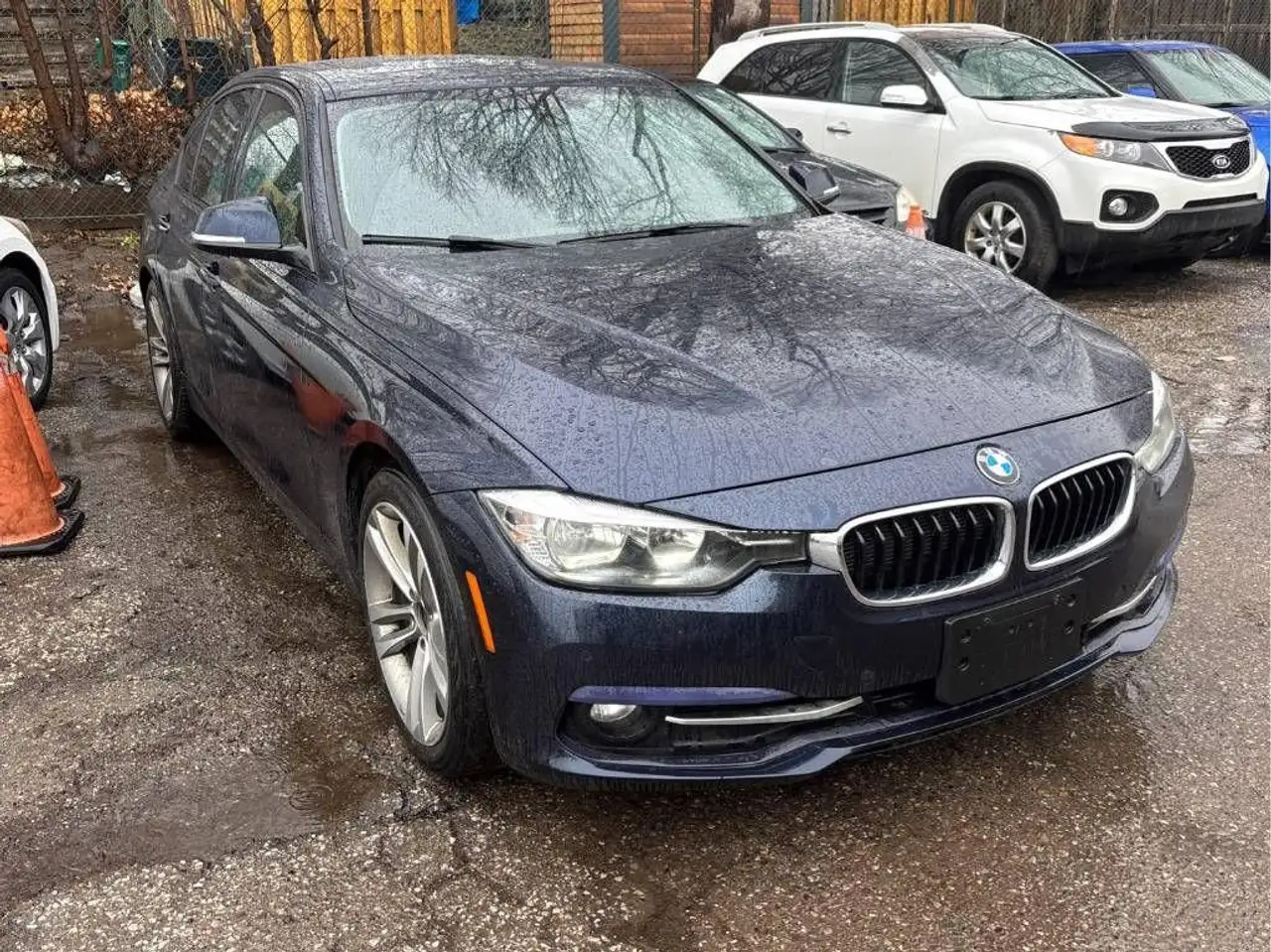 BMW 3 Series photo BMW 3 Series