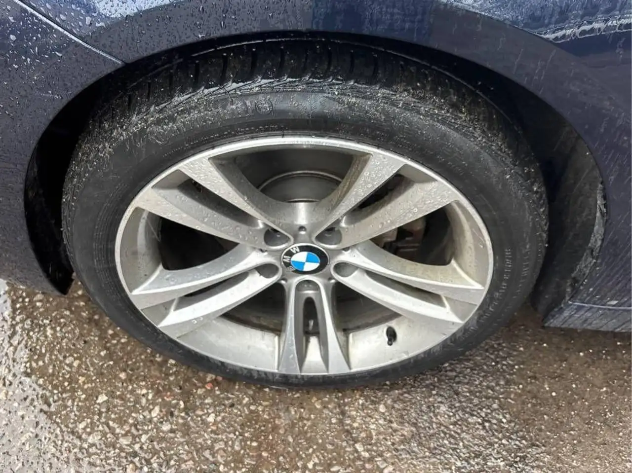 BMW 3 Series photo BMW 3 Series