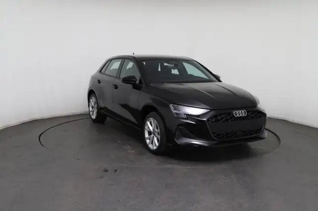 Audi A3 view 10