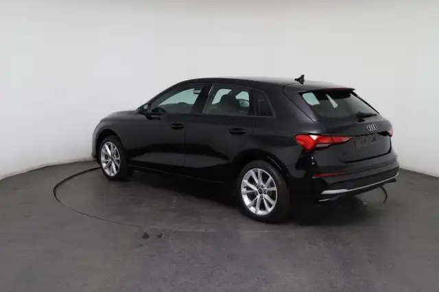 Audi A3 view 5