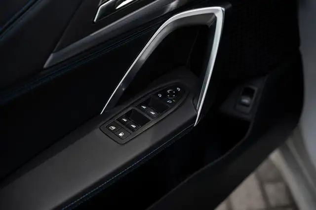 BMW X1 view 19