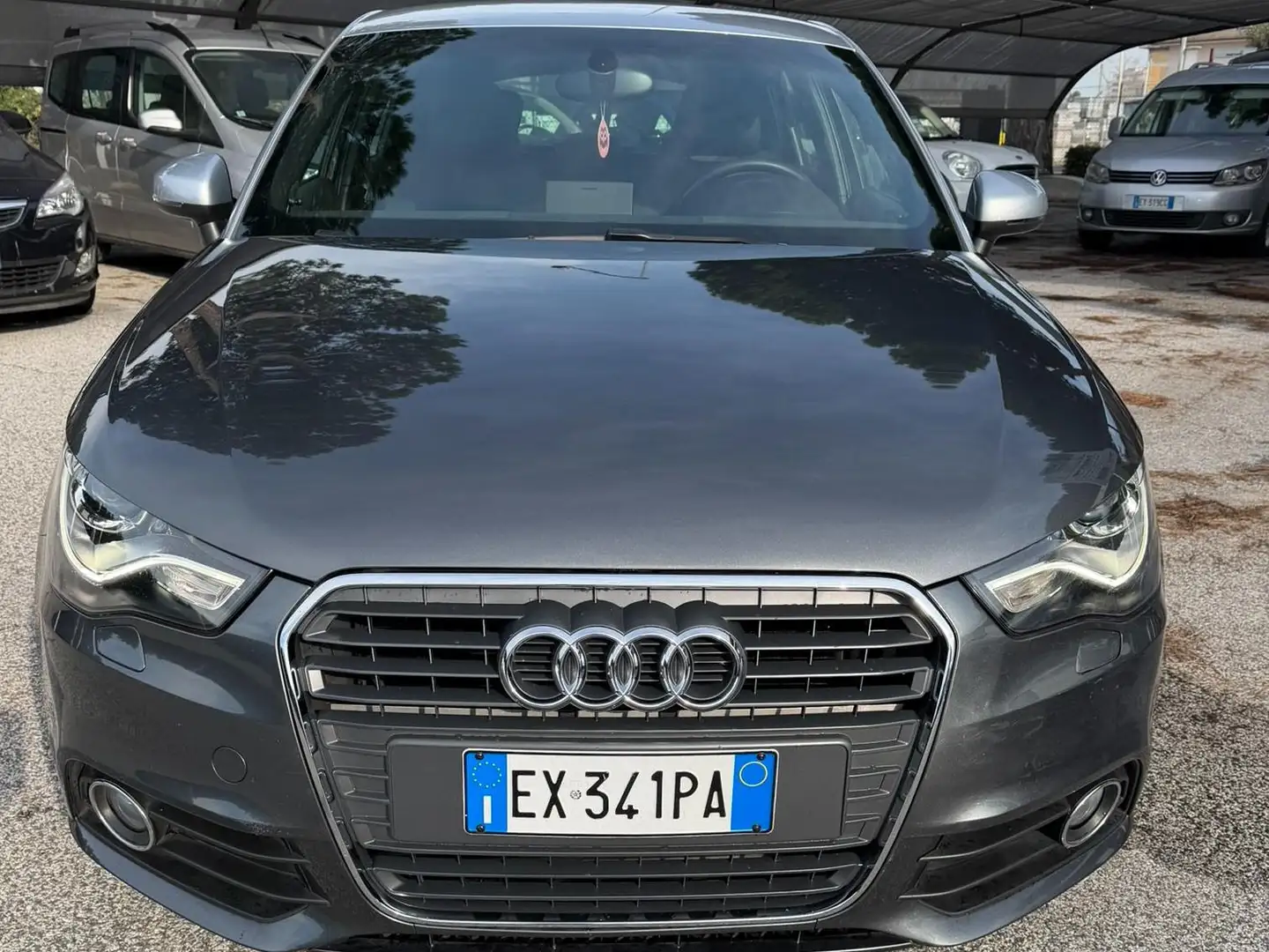 Audi A1 A1 Sportback 1.6 tdi S Line Edition 90cv s-tronic Grau - 2
