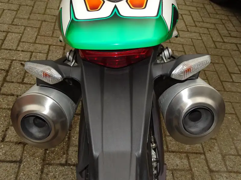 Ducati Monster 696 - foto 5