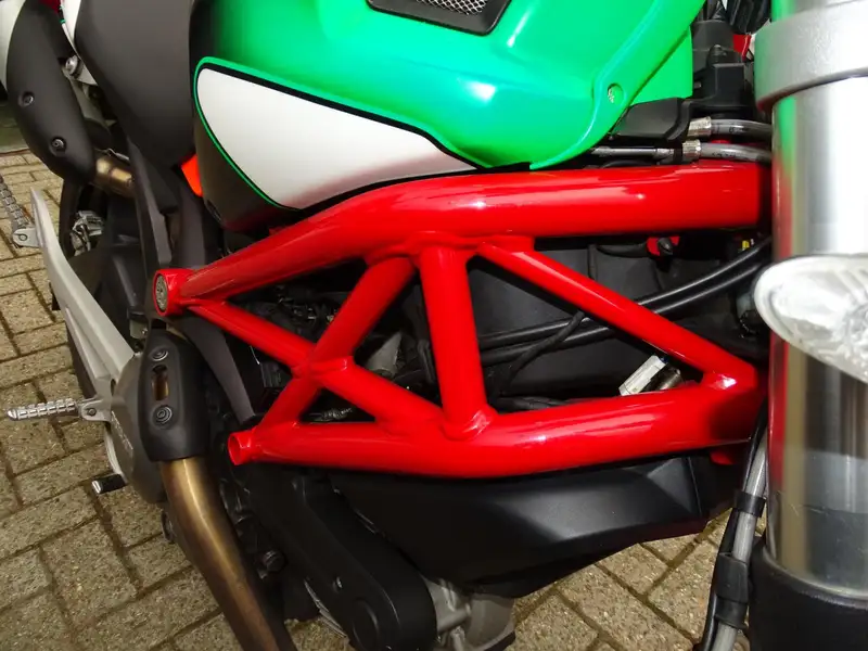 Ducati Monster 696 - foto 7