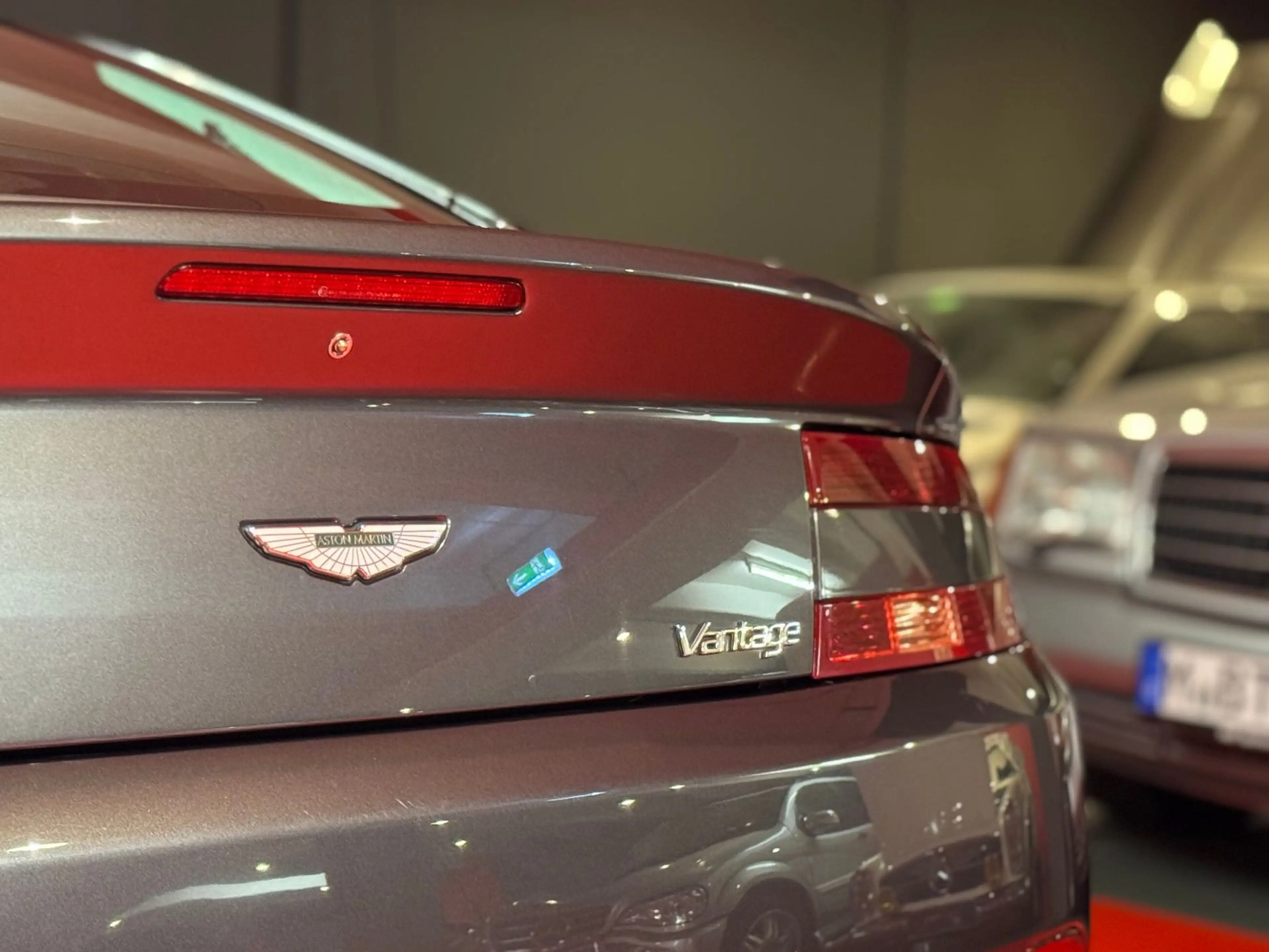 Aston Martin V8 /4.7 V8 426PS/SPORTSHIFT/COUPÉ/DEUTSCH — photo 4