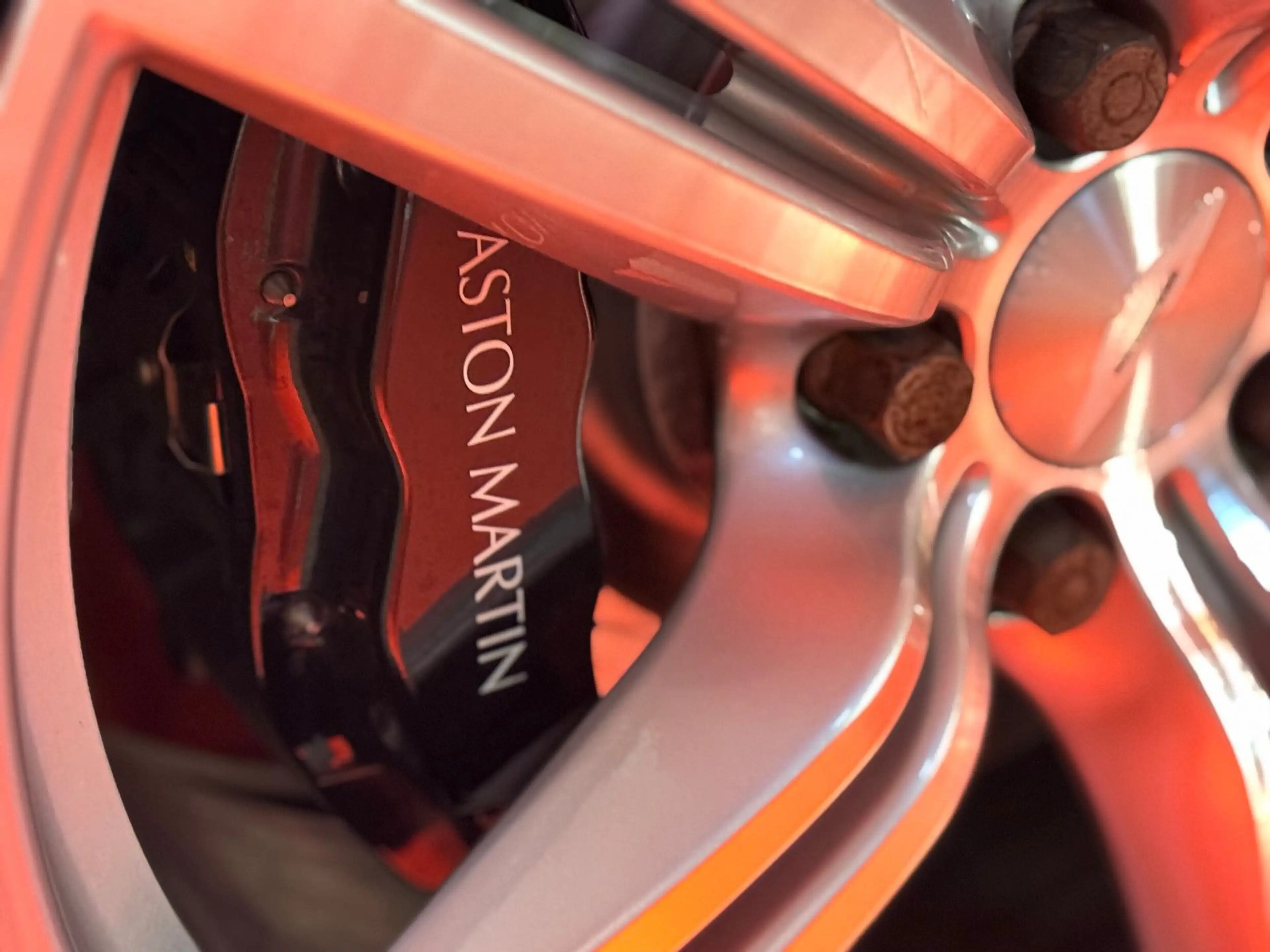 Aston Martin V8 /4.7 V8 426PS/SPORTSHIFT/COUPÉ/DEUTSCH — photo 6