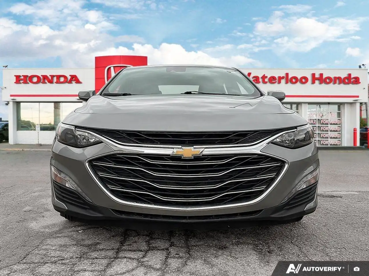 Chevrolet Malibu снимка Chevrolet Malibu