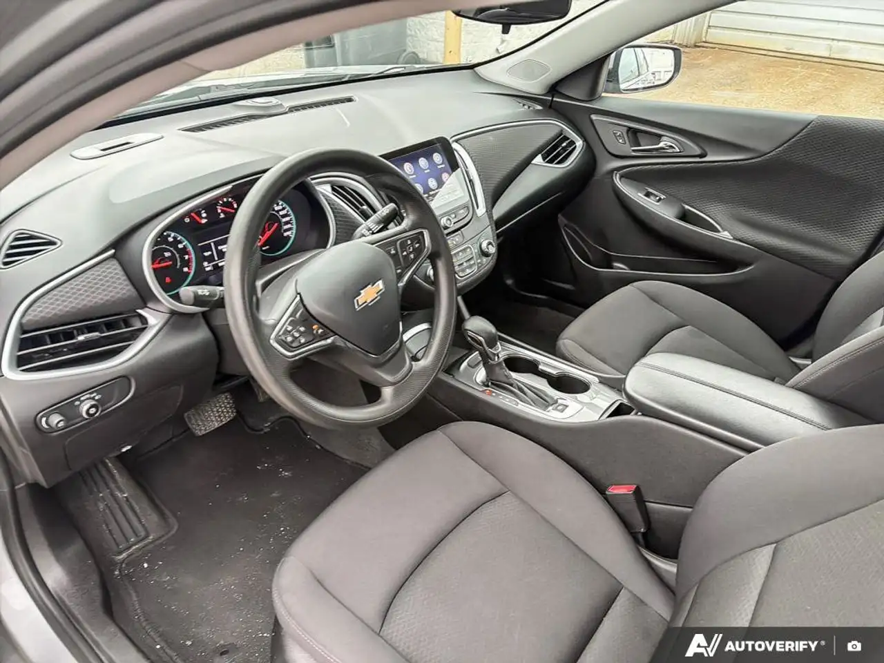 Chevrolet Malibu снимка Chevrolet Malibu