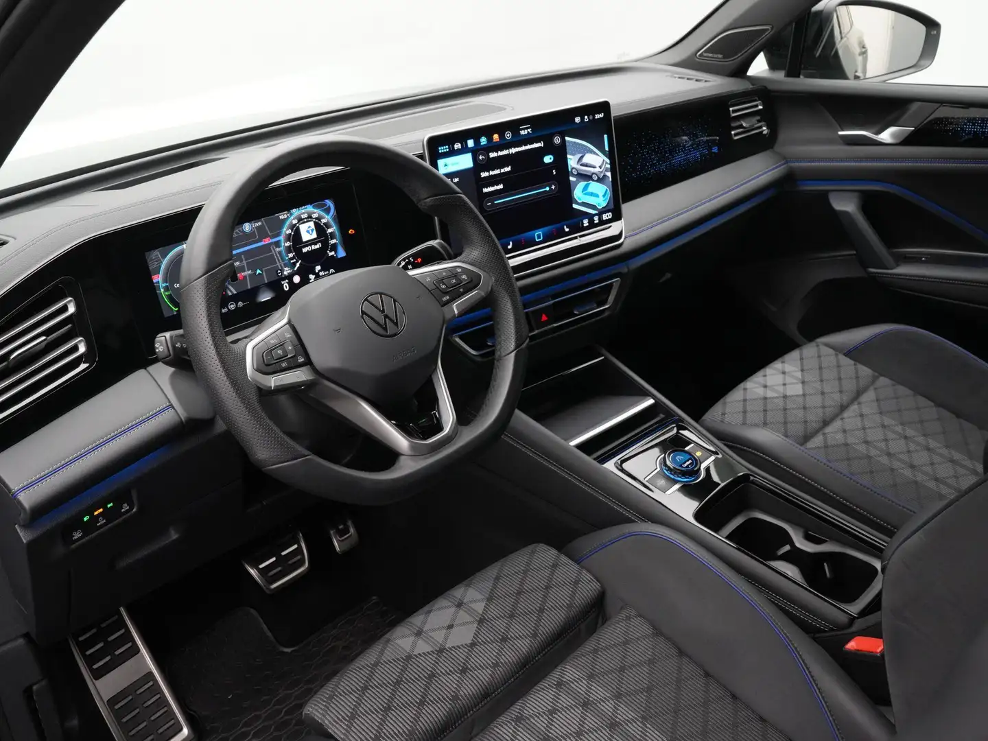 Volkswagen Tiguan 1.5 eHybrid 272 pk R-Line Edition | 360° camera | Vert - 2