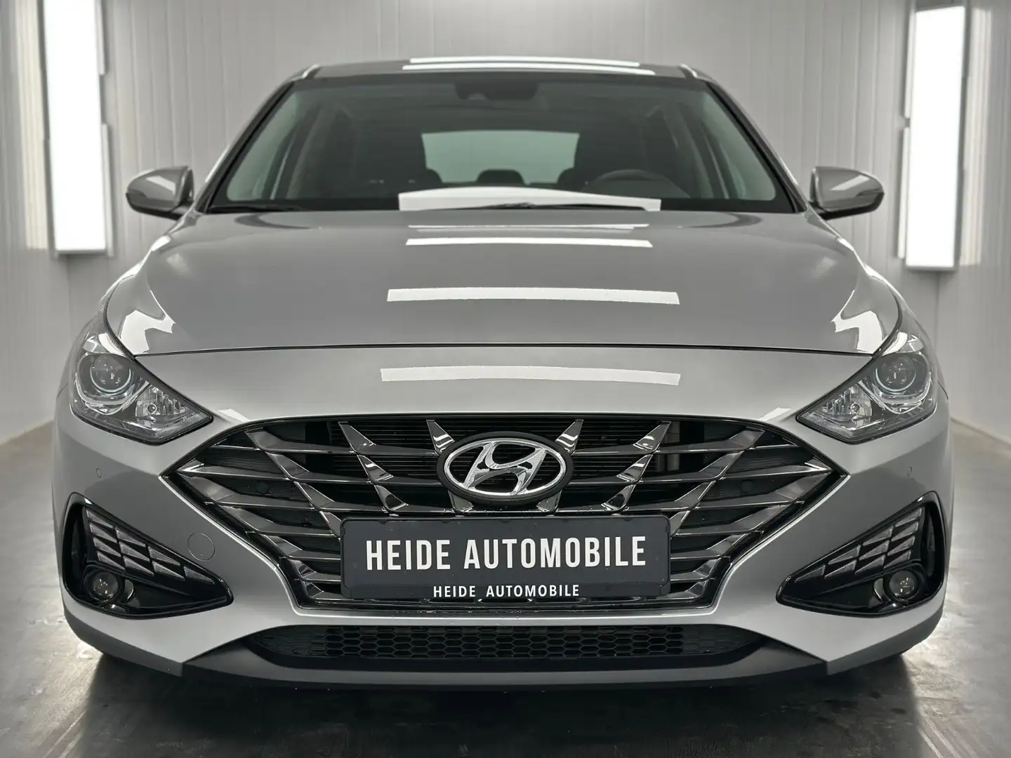 Hyundai i30 Trend Kamera 1. Hand Lenkradheizung Carplay Silber - 2