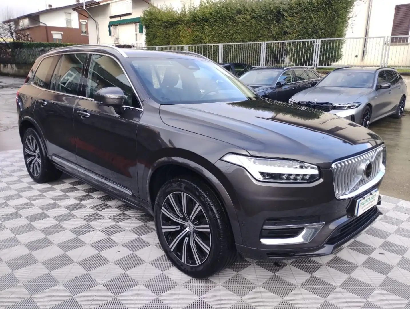 Volvo XC90 B5 (d) AWD automatico 7 posti Plus Bright Grigio - 1