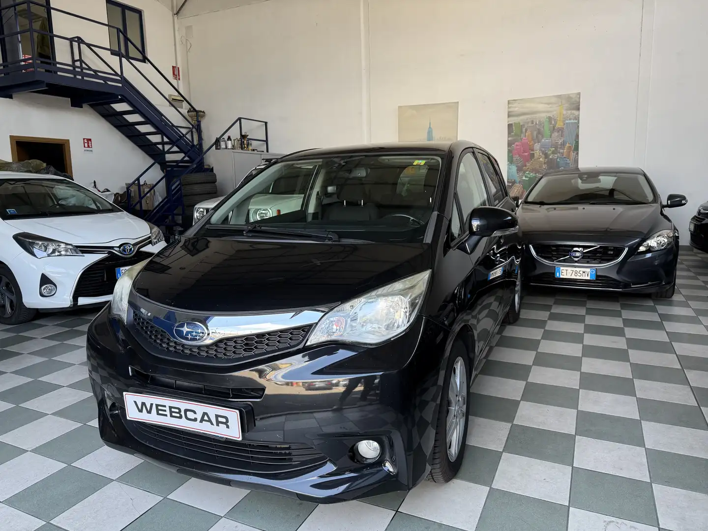 Subaru Trezia 1.4d Comfort 6mt Noir - 2
