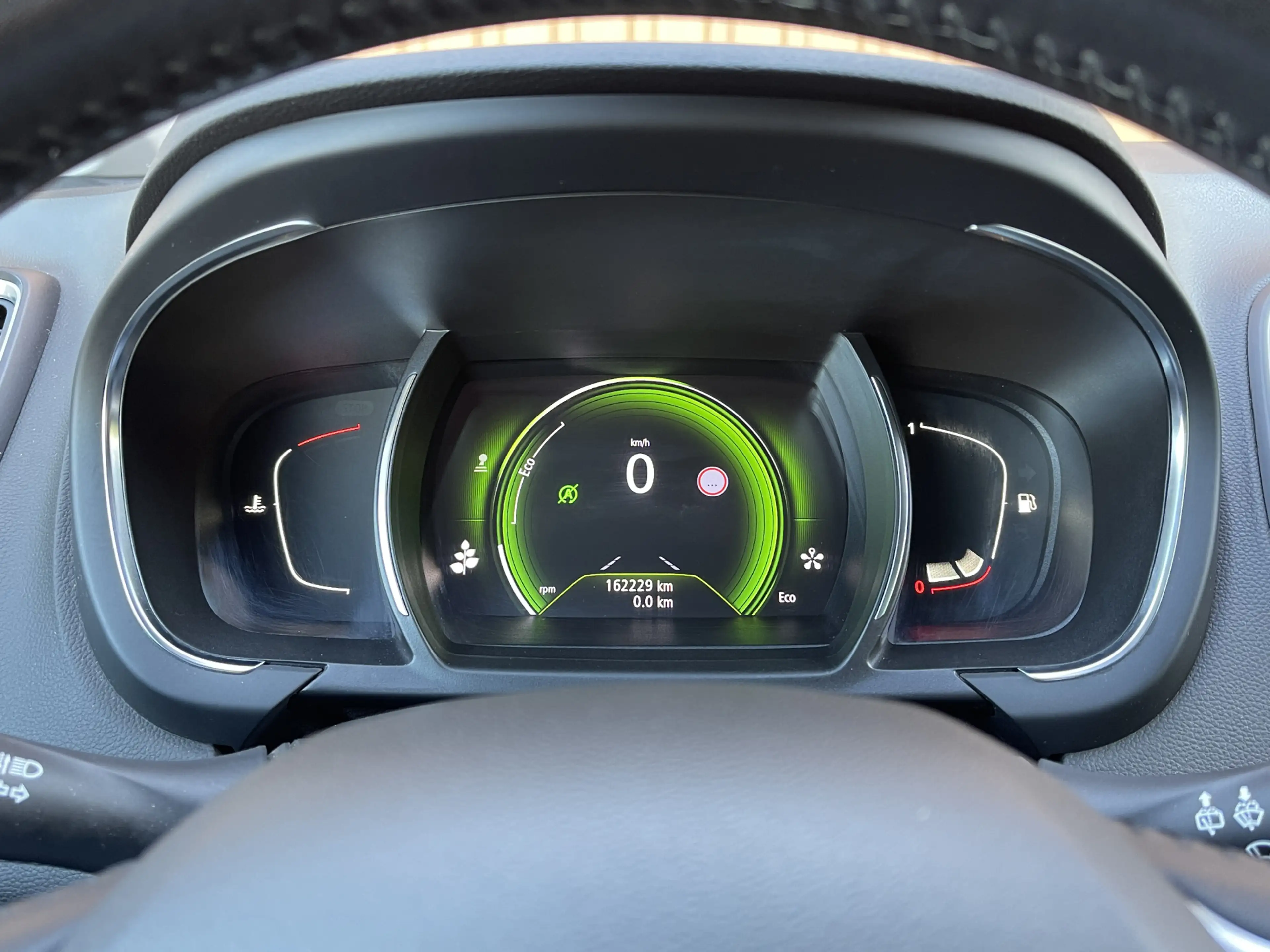 Renault Scenic 1.2 TCe Intens | DAB | Trekhaak | Multi sense | St — photo 10