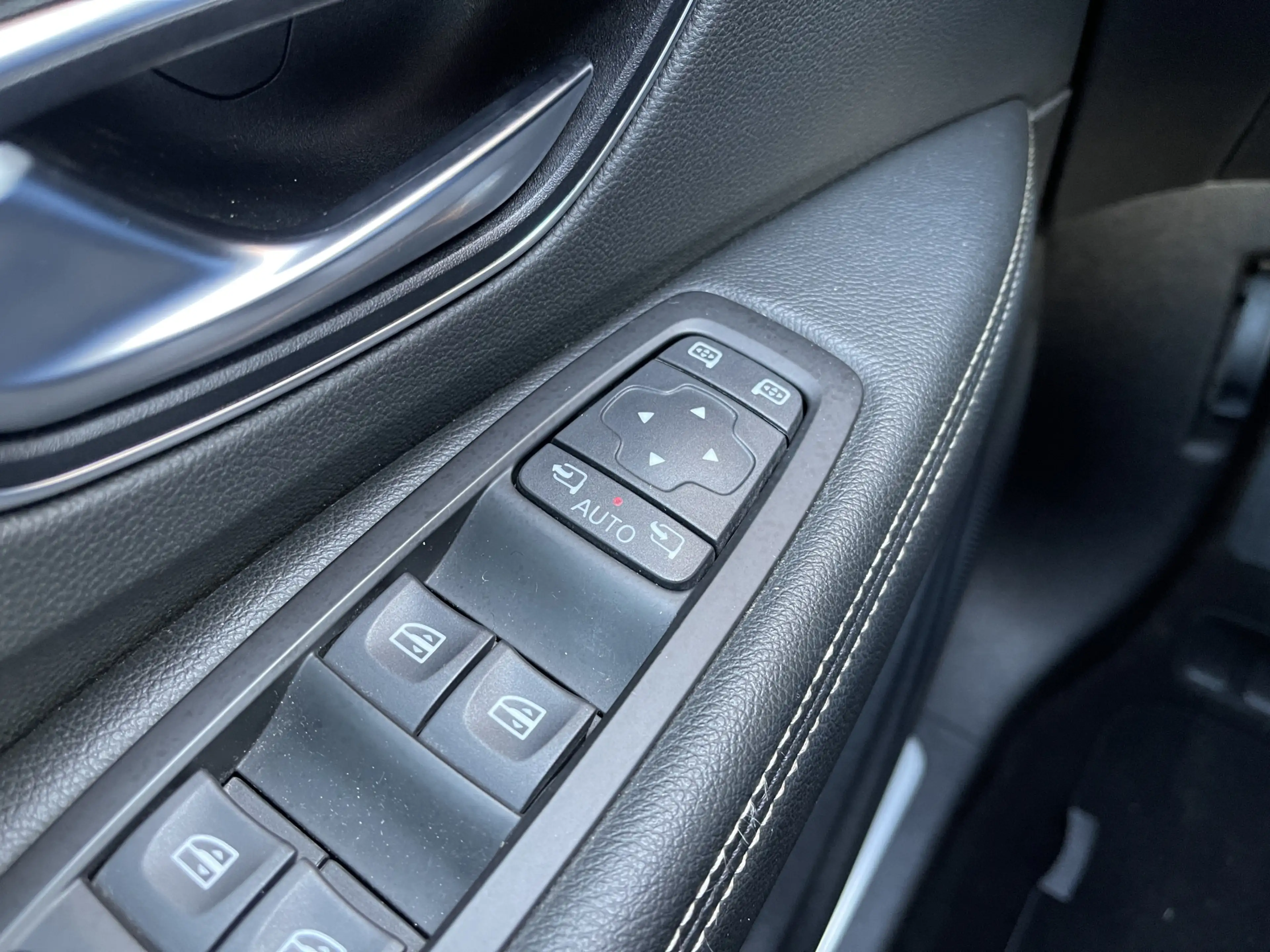 Renault Scenic 1.2 TCe Intens | DAB | Trekhaak | Multi sense | St — photo 29