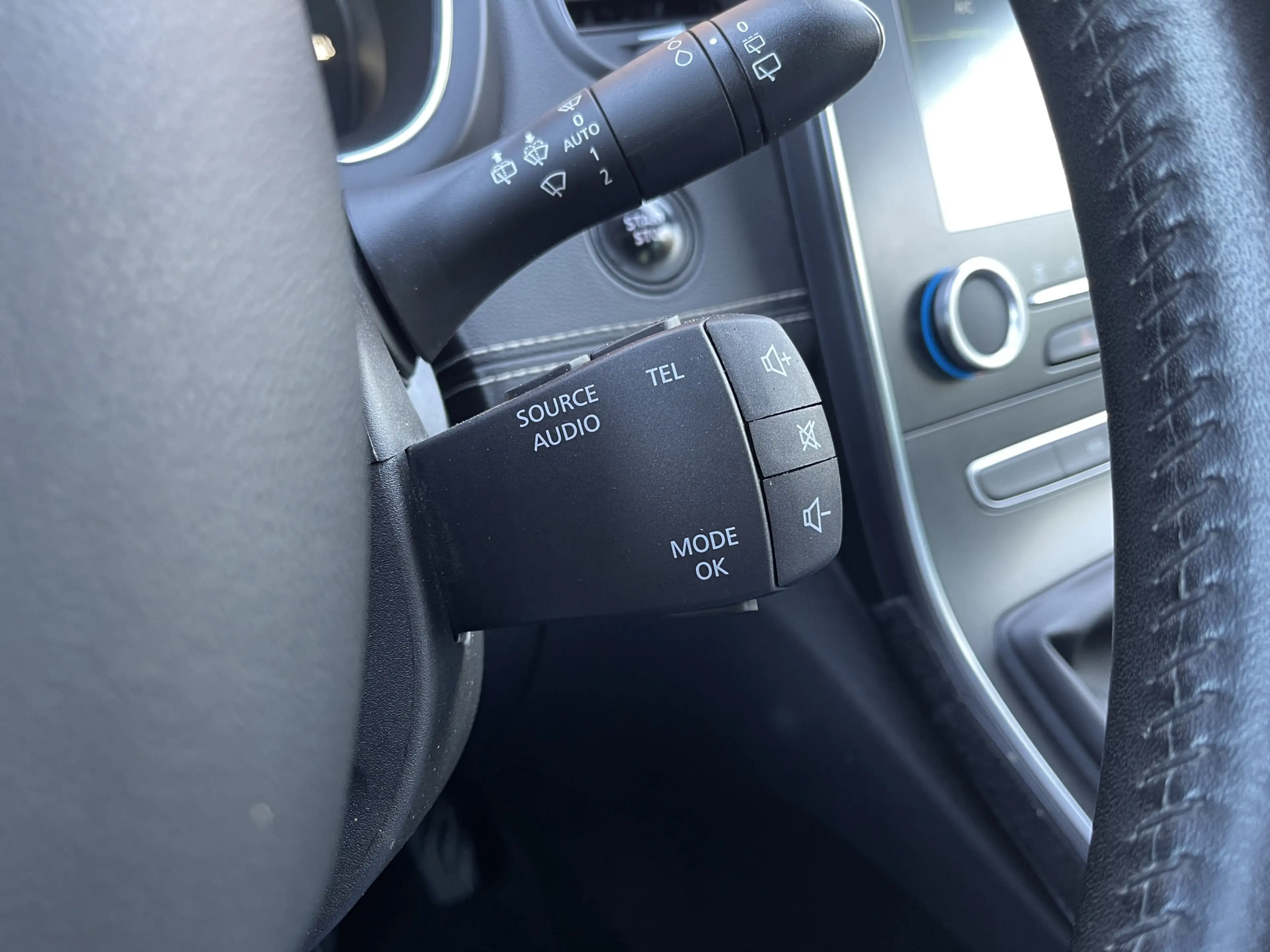 Renault Scenic 1.2 TCe Intens | DAB | Trekhaak | Multi sense | St — photo 15