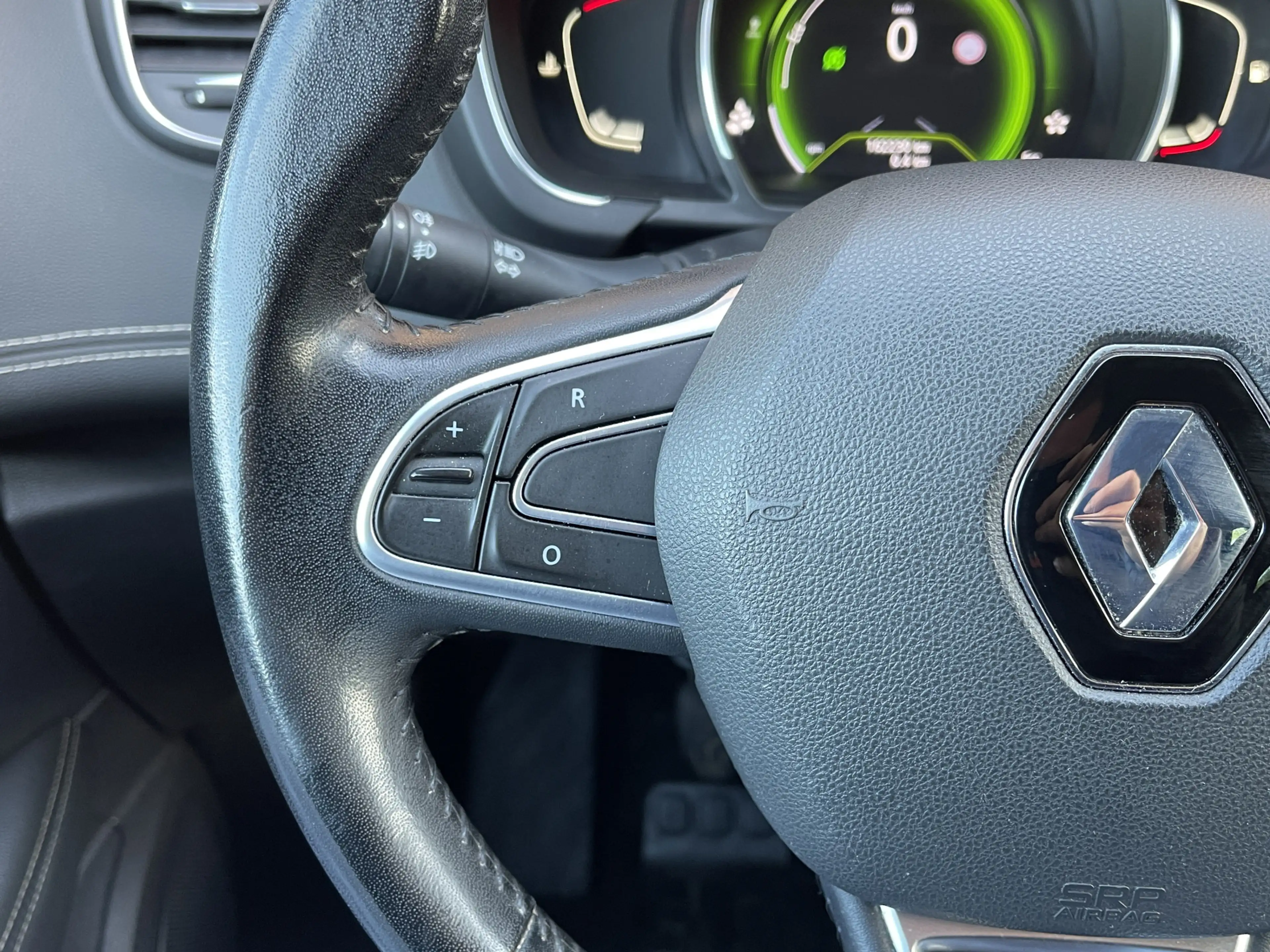 Renault Scenic 1.2 TCe Intens | DAB | Trekhaak | Multi sense | St — photo 11