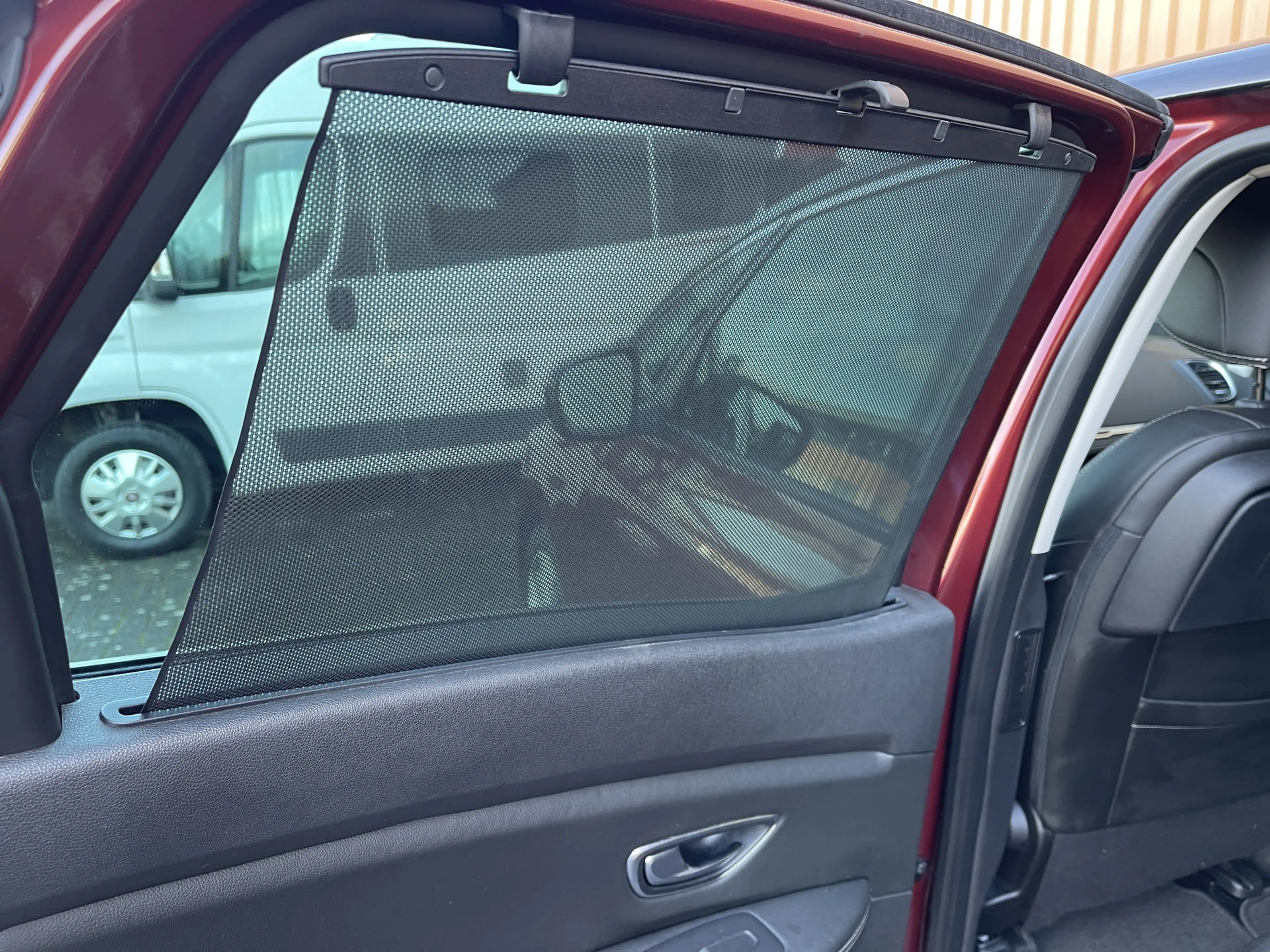 Renault Scenic 1.2 TCe Intens | DAB | Trekhaak | Multi sense | St — photo 31