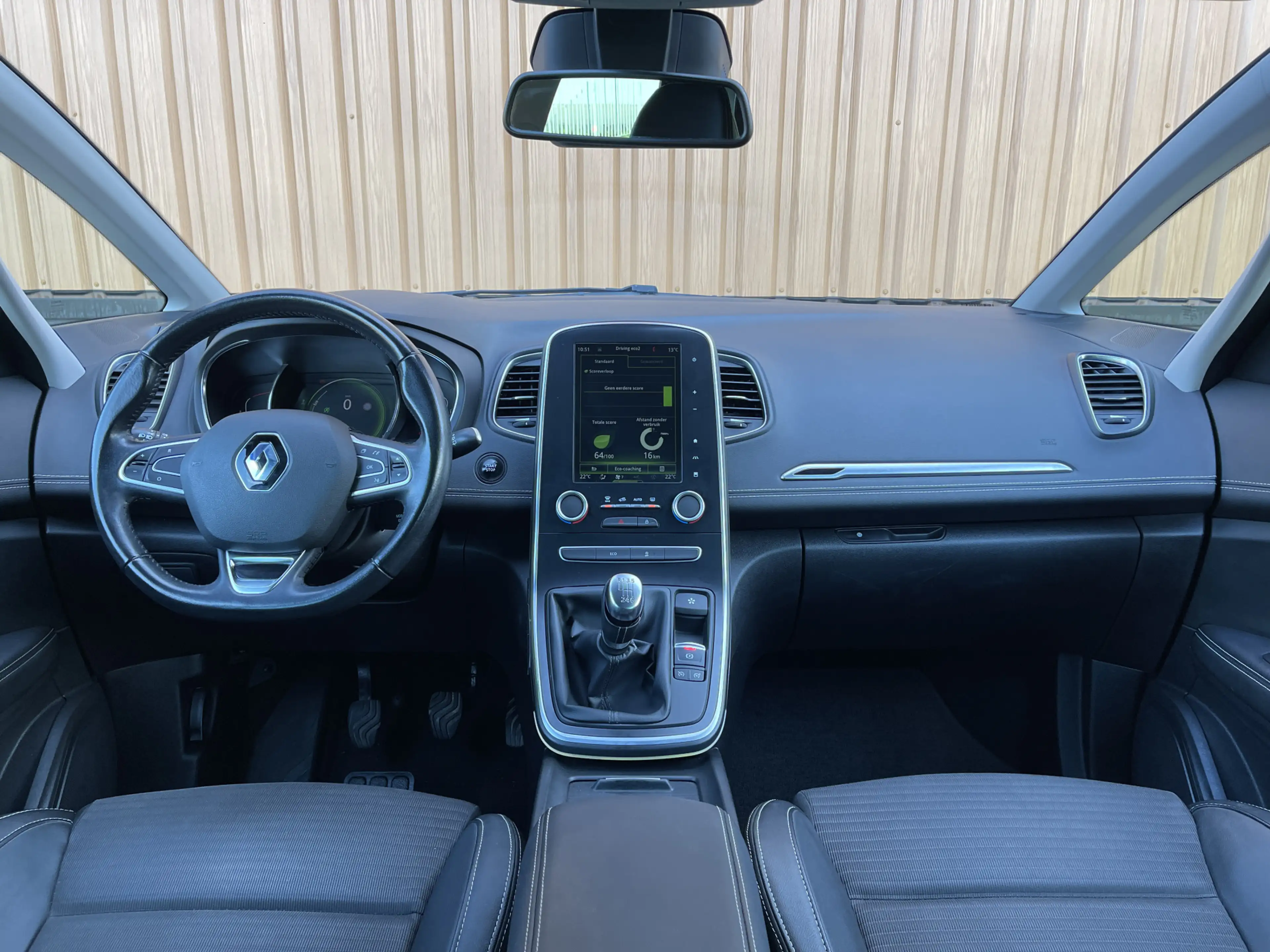 Renault Scenic 1.2 TCe Intens | DAB | Trekhaak | Multi sense | St — photo 9
