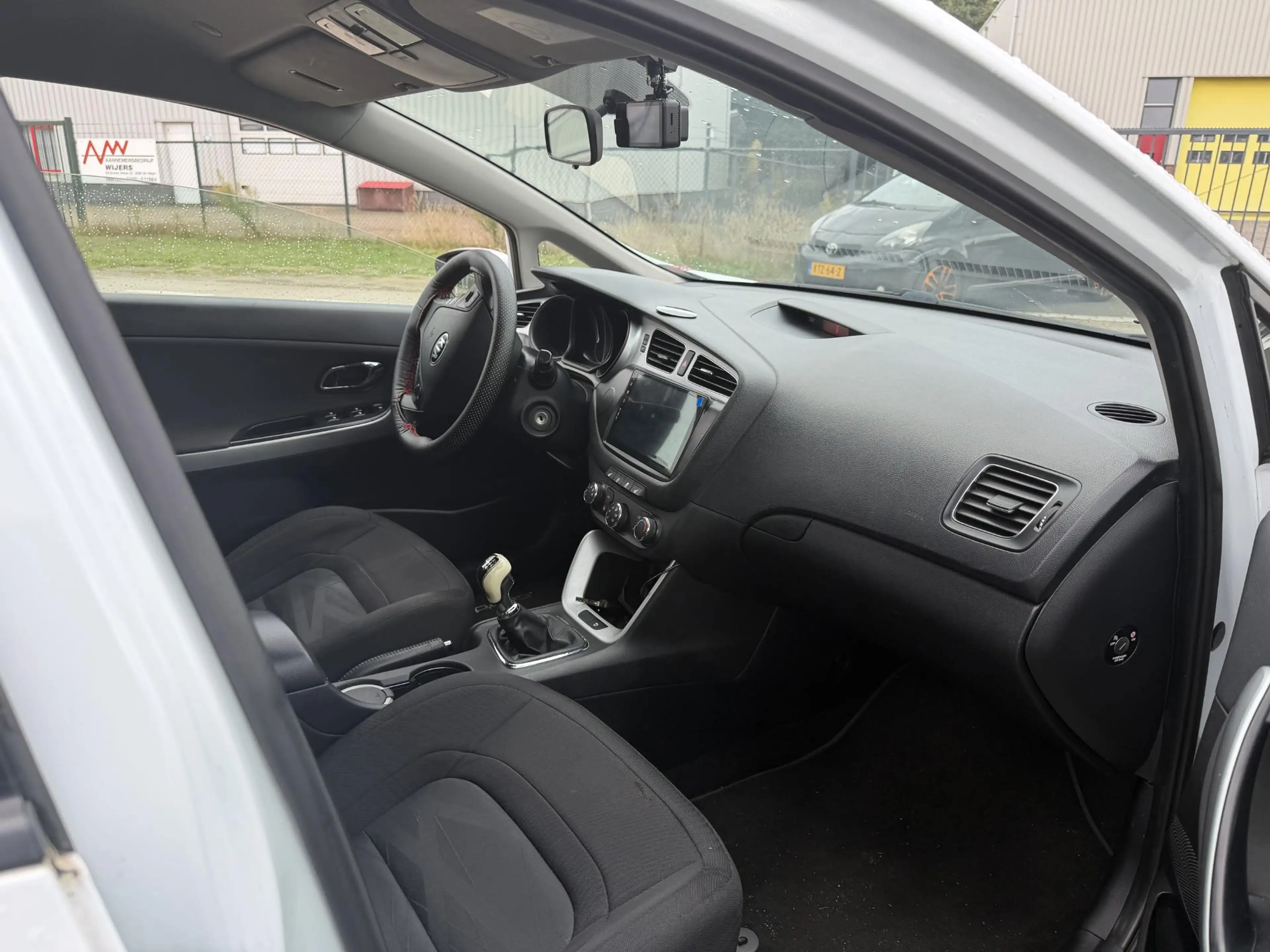 Kia Ceed / cee'd 1.4 CVVT — photo 6