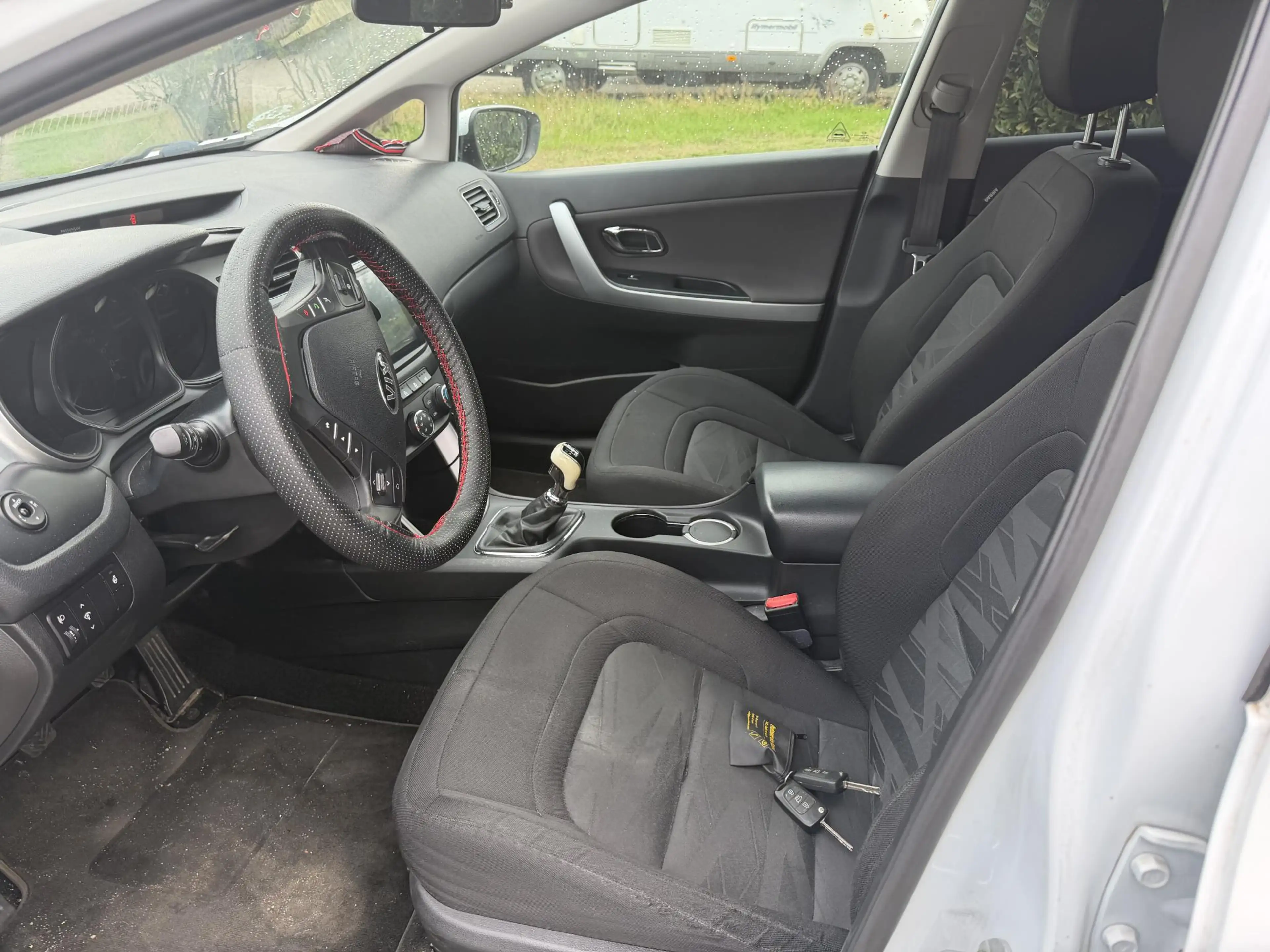 Kia Ceed / cee'd 1.4 CVVT — photo 4