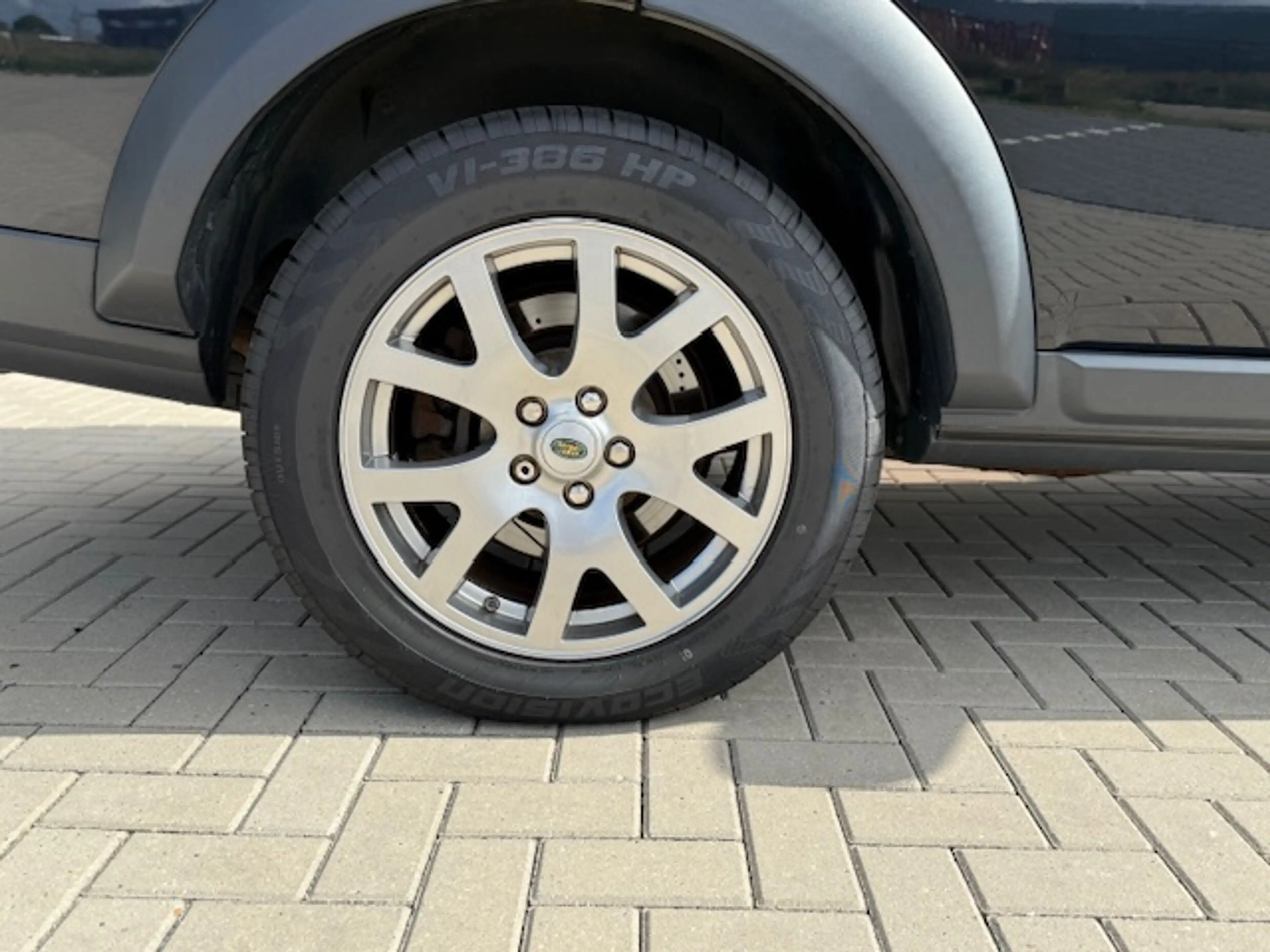 Land Rover Discovery 4.4 V8 SE Blijvend Youngtimer / 7 persoons / BTW A — photo 8