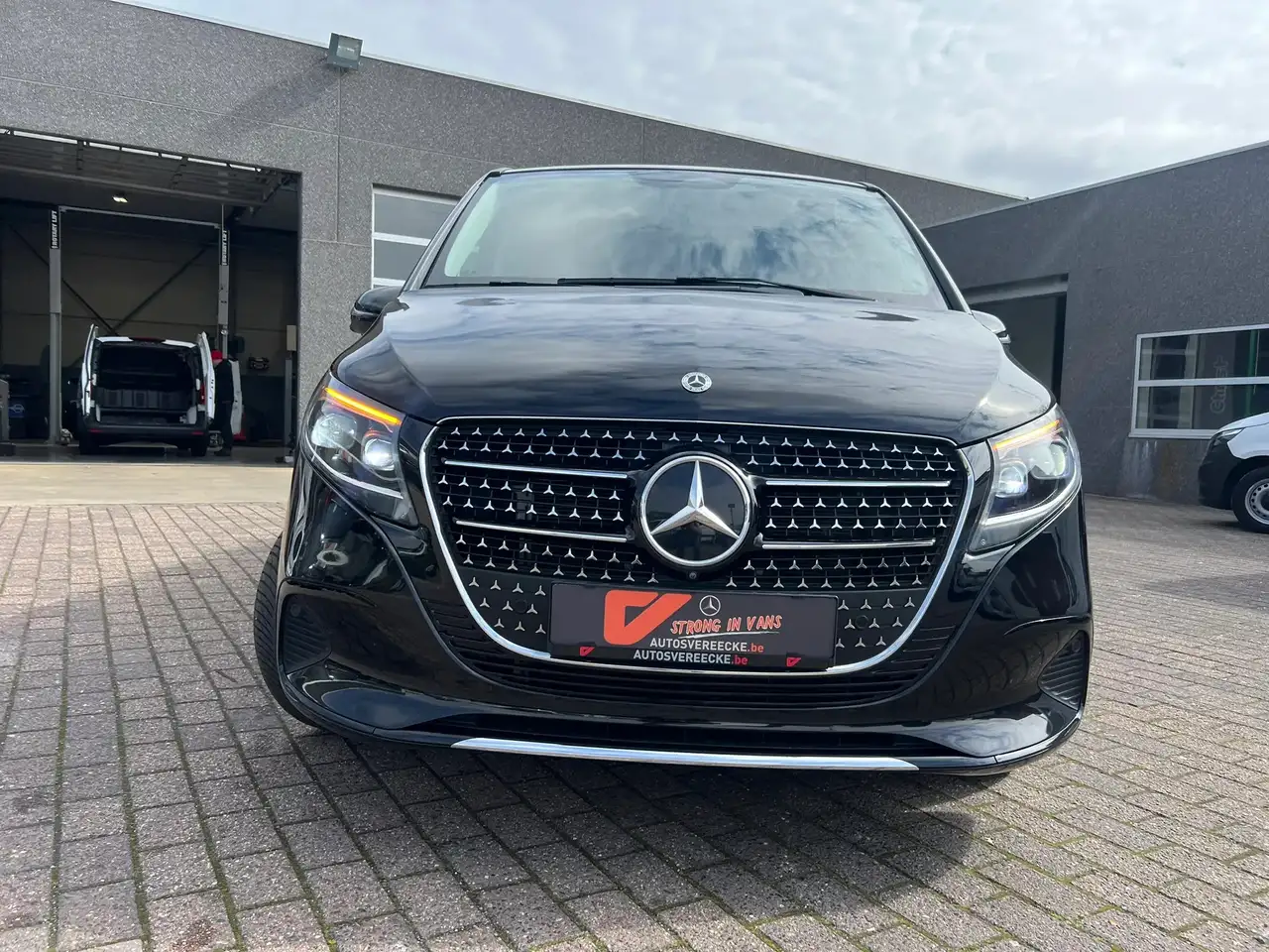 Mercedes-Benz V 300 V300 L3 RWD AUTO (60.500€ex.) — foto 3
