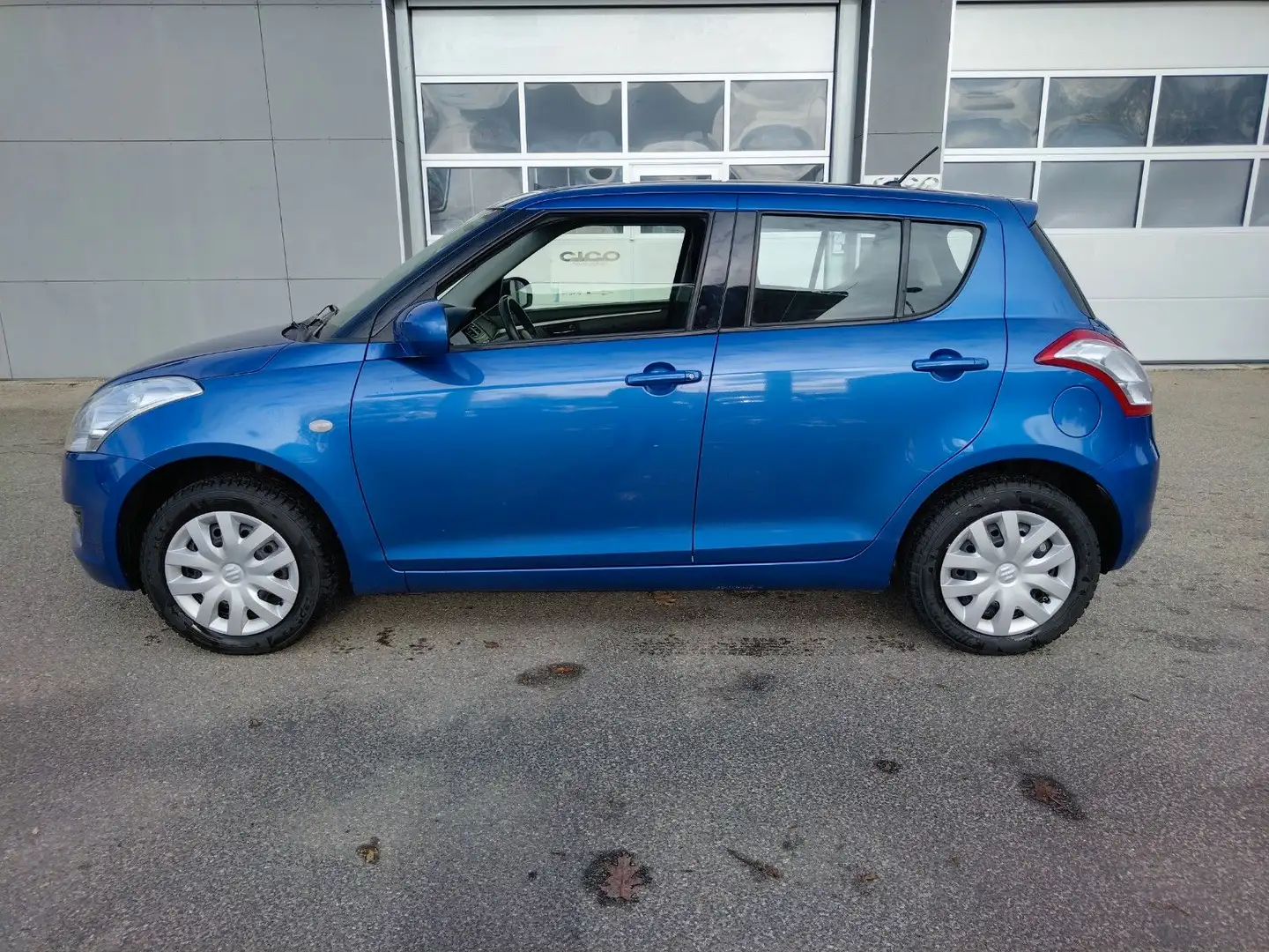 Suzuki Swift Club 4x4+1.HAND+TÜV/NEU+GARANTIE+67000 Km Blau - 2