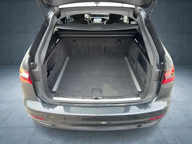 Audi A6 view 13