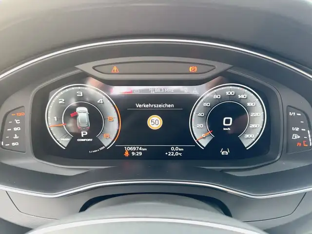 Audi A6 view 10