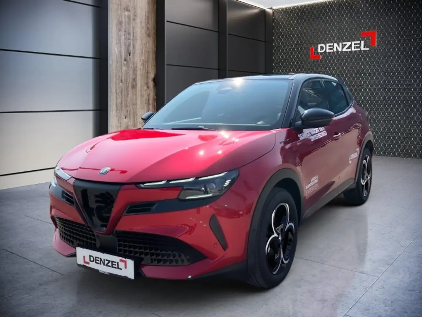 Alfa Romeo Junior Ibrida Speciale 1.2 136PS MHEV FWD Rot - 2