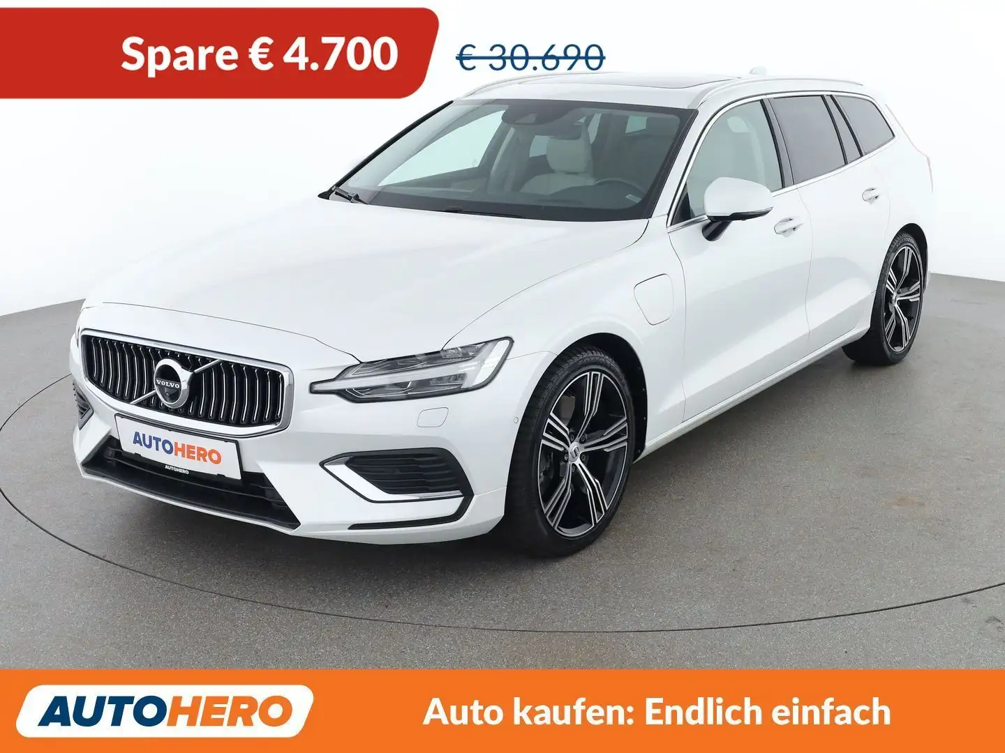 Volvo V60 2.0 T8 Plug-in Hybrid Inscription AWD Weiß - 1