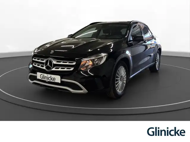 Mercedes-Benz GLA 180 Style DCT LM 17" Navi Sitzhz. PDC
