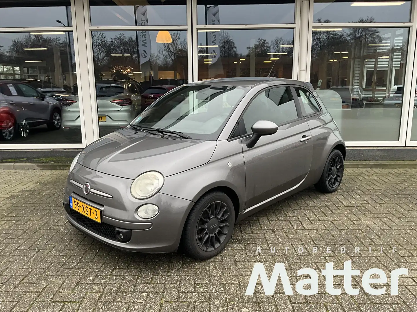 Fiat 500 0.9 TwinAir Lounge Grau - 1
