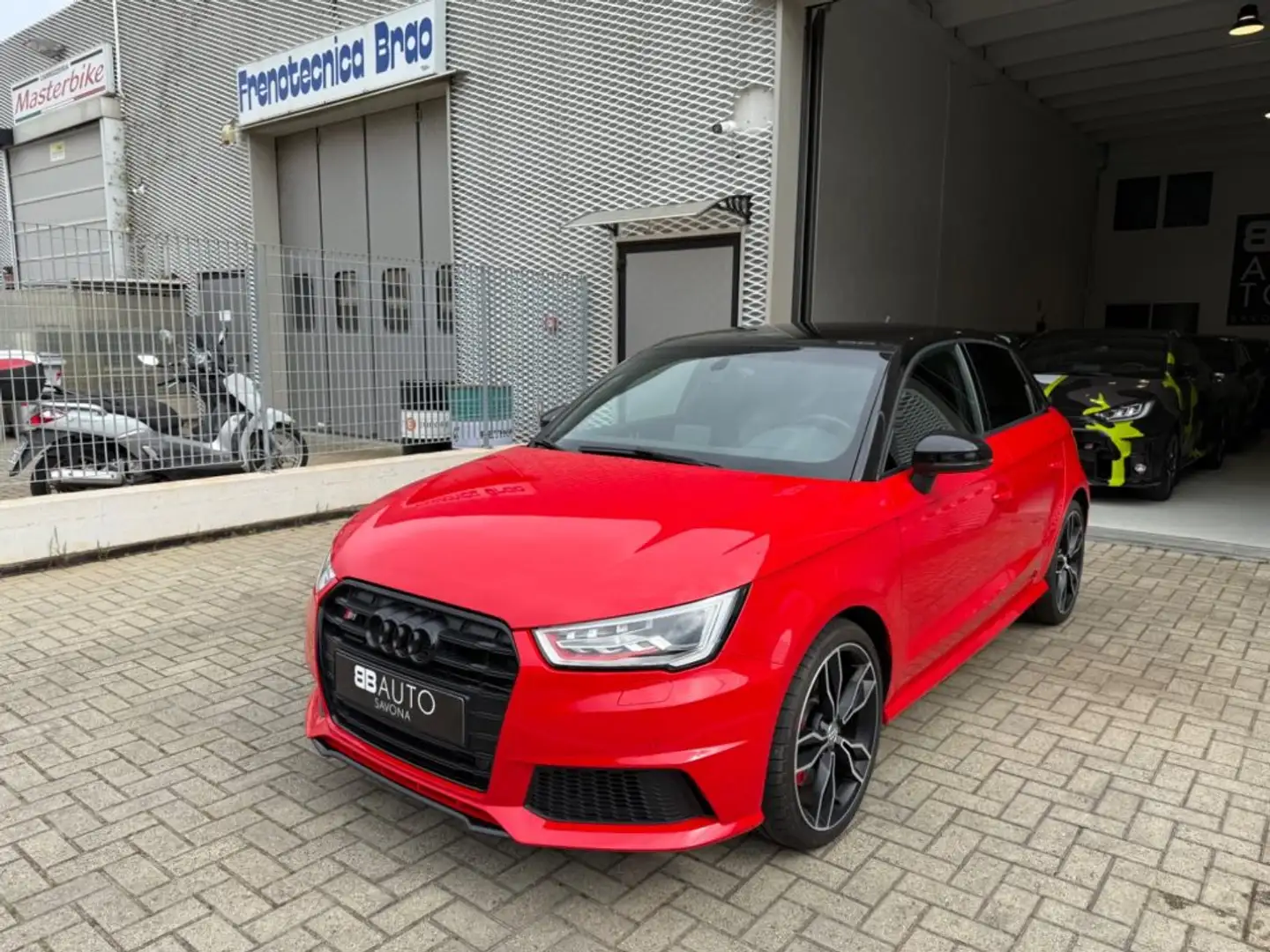 Audi S1 SPB 2.0 TFSI quattro GUSCI PACK QUATTRO Rojo - 2