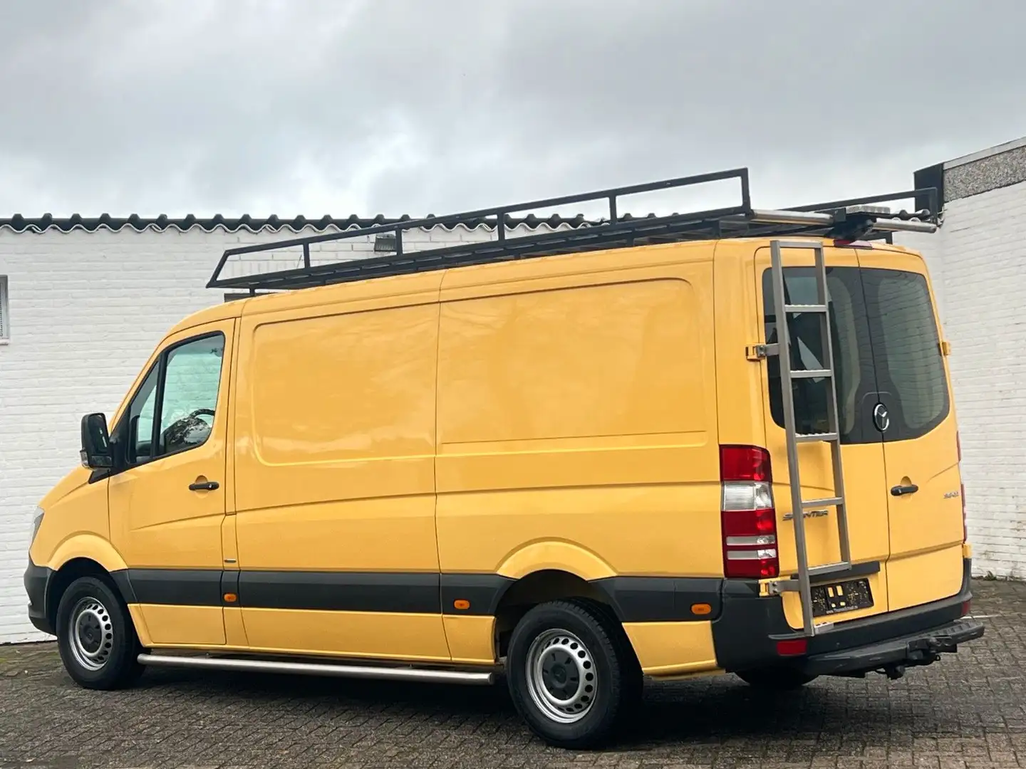 Mercedes-Benz Sprinter 313 BlueTec Lang L2H1 Klima Ahk Euro 5 Gelb - 2