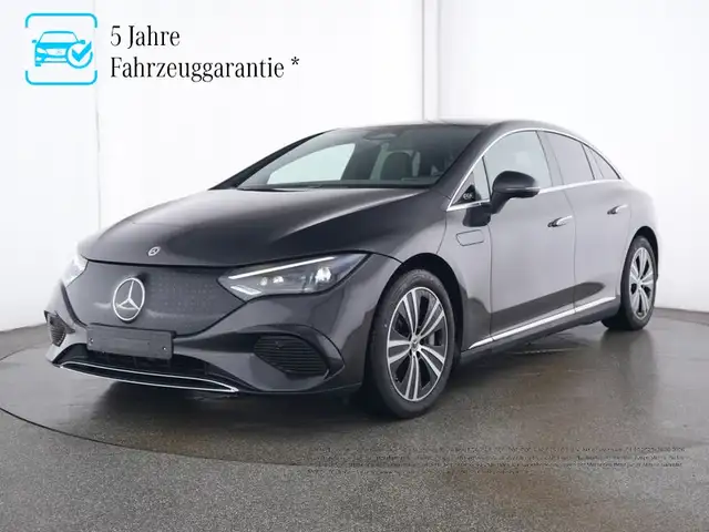 Mercedes-Benz EQE 300