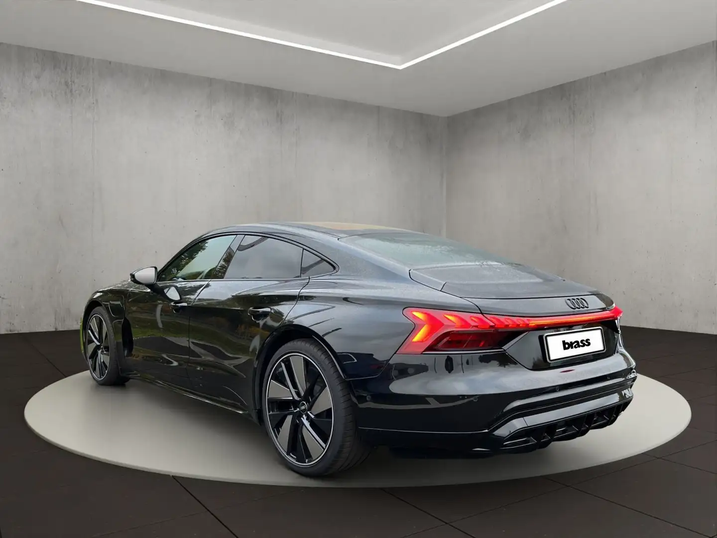 Audi e-tron GT 350 kW Schwarz - 2
