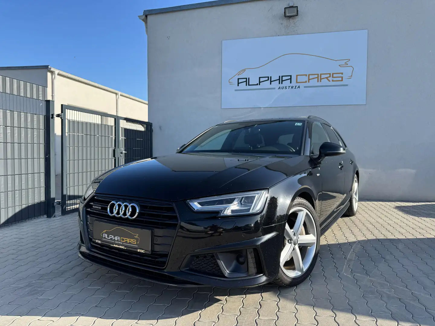 Audi A4 40 TDI Quattro Sport Automatik Schwarz - 1