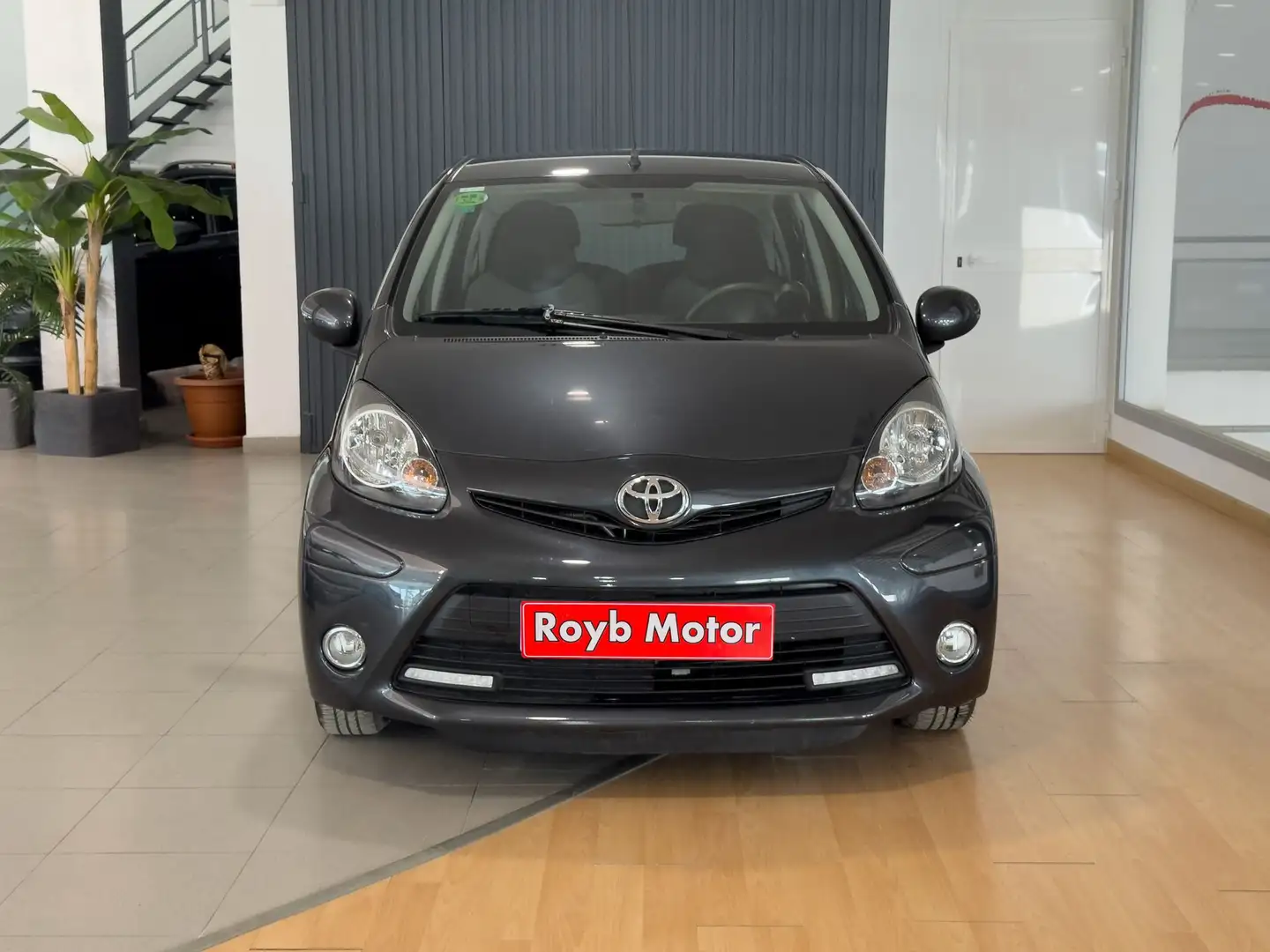 Toyota Aygo 70 City Negro - 2