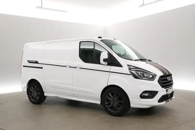Ford Transit Custom view 6
