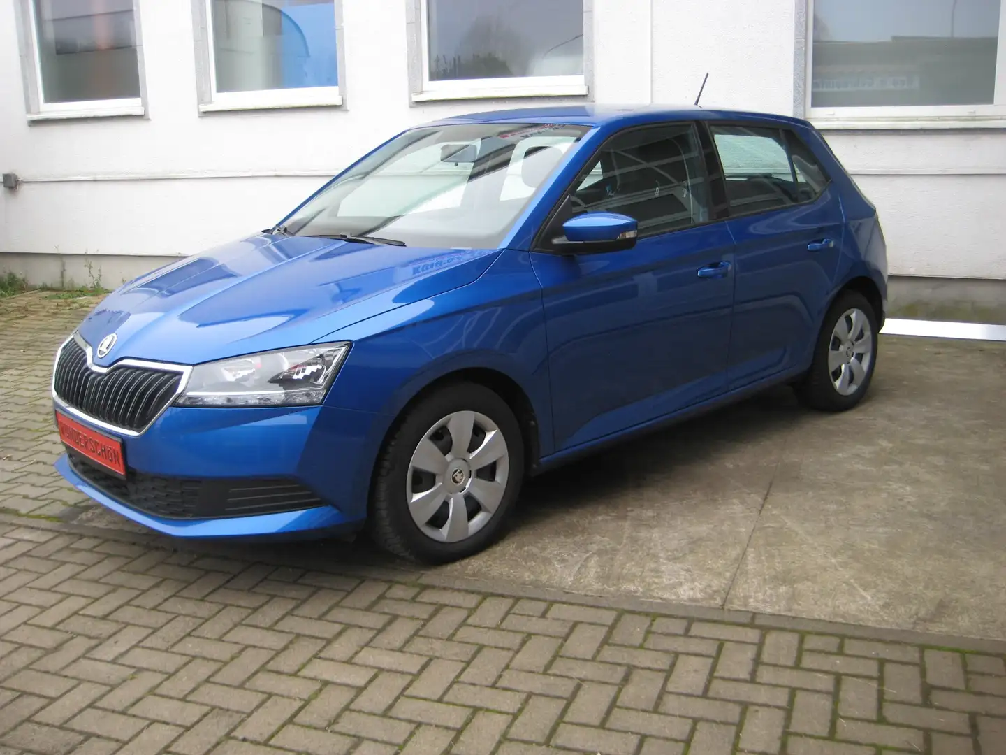 Skoda Fabia 1.0 MPI Cool Plus Blau - 2