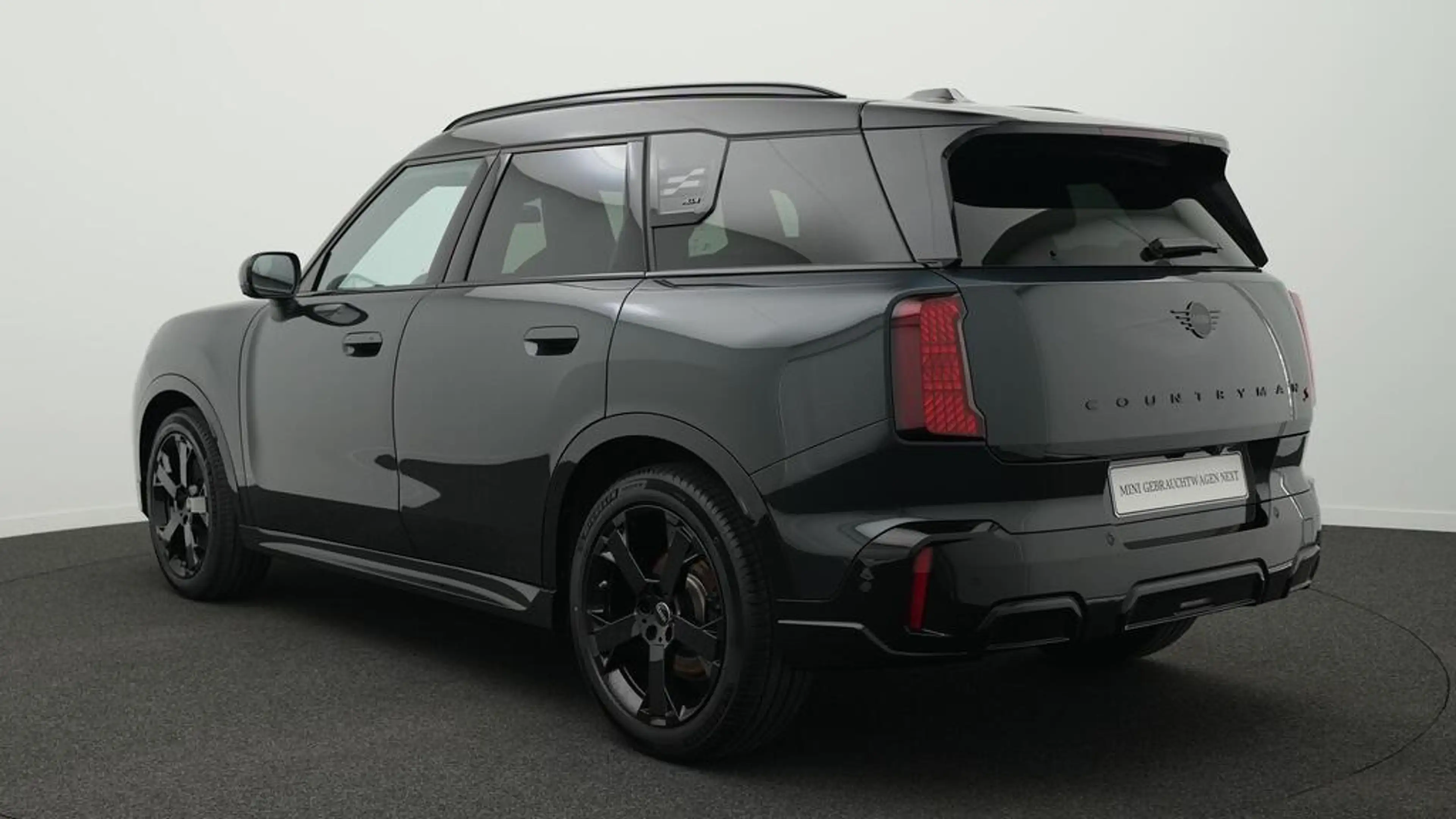 MINI Countryman S All4 John Cooper Works Trim — photo 6