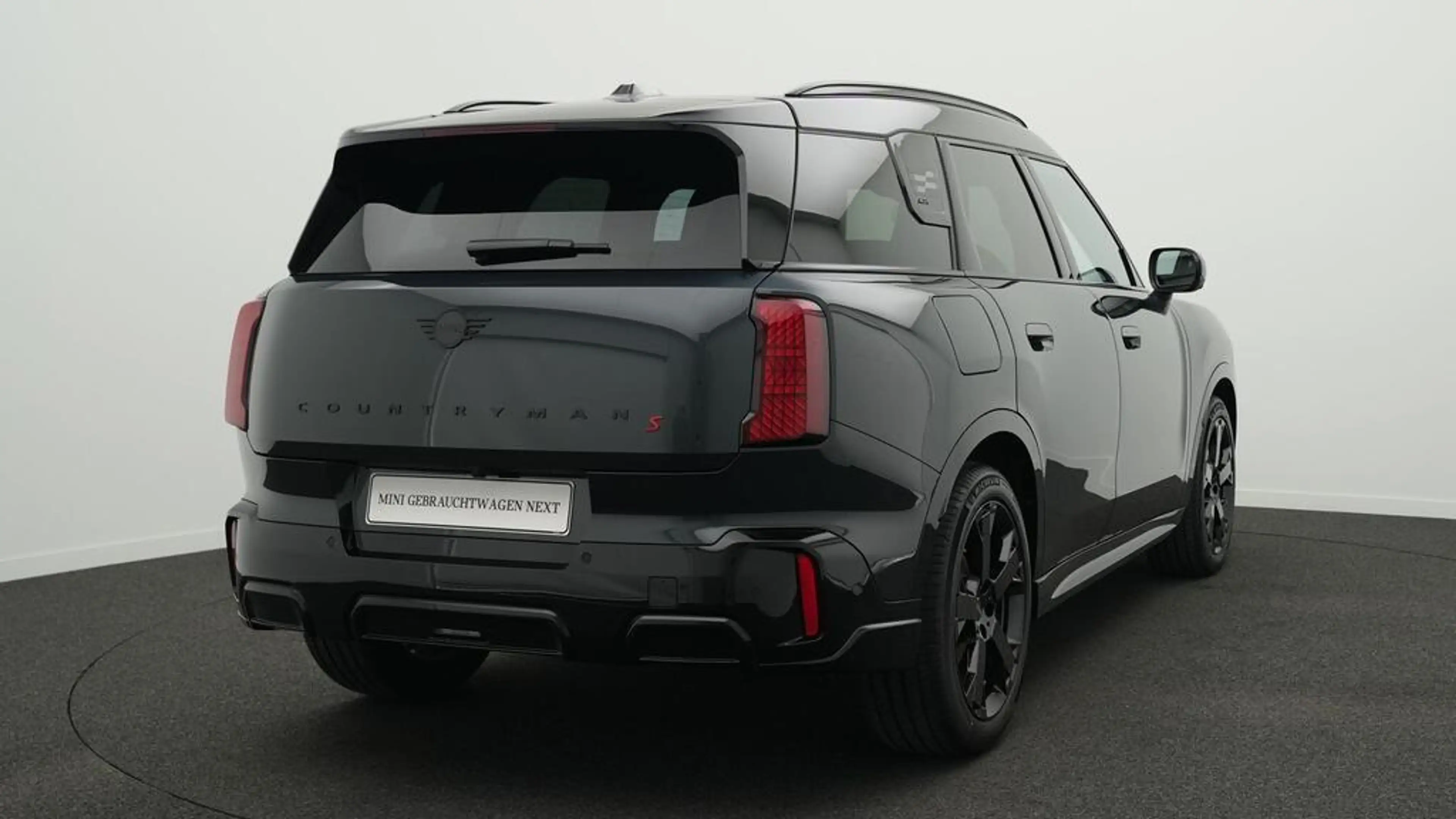 MINI Countryman S All4 John Cooper Works Trim — photo 4