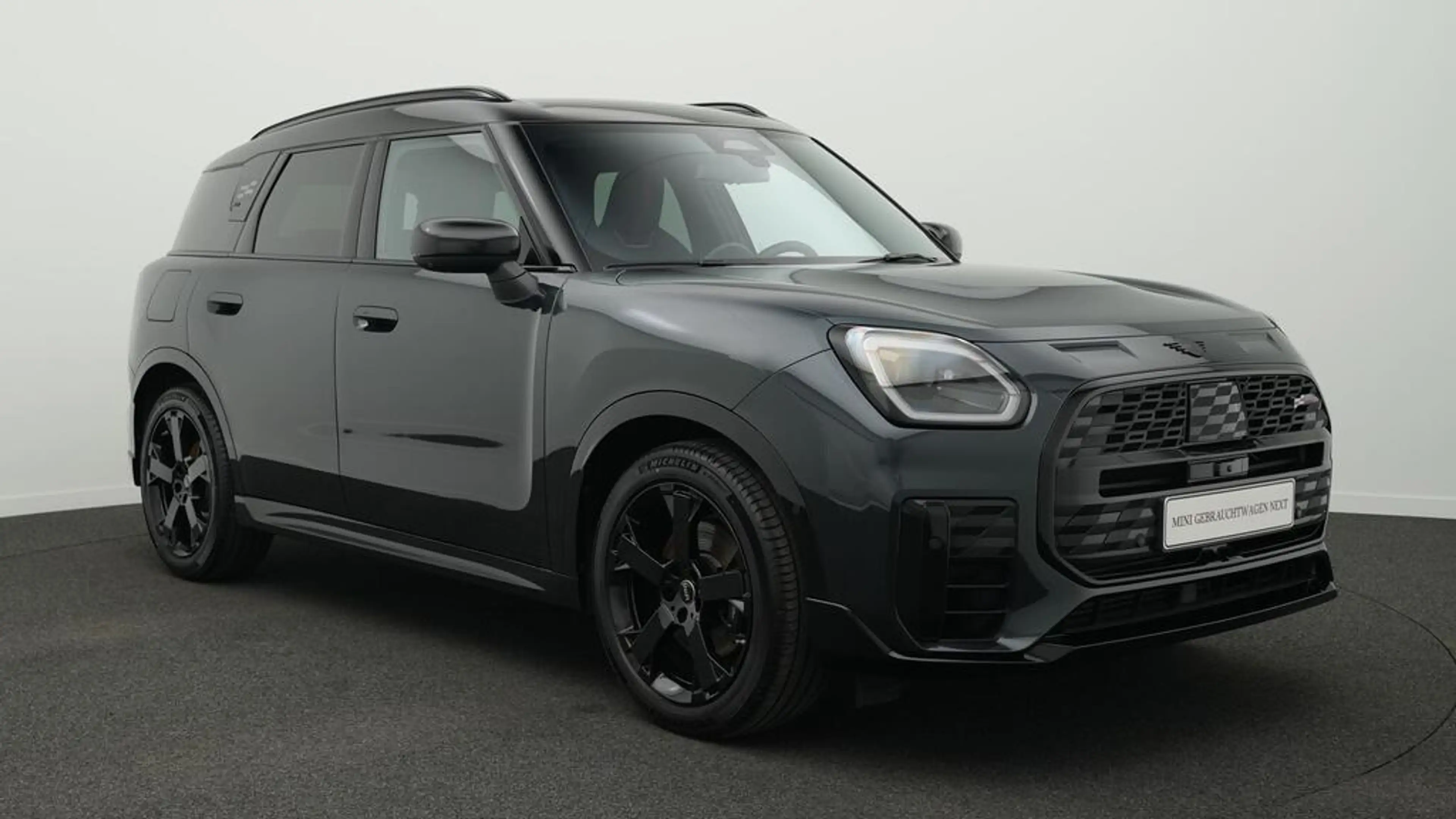 MINI Countryman S All4 John Cooper Works Trim — photo 14