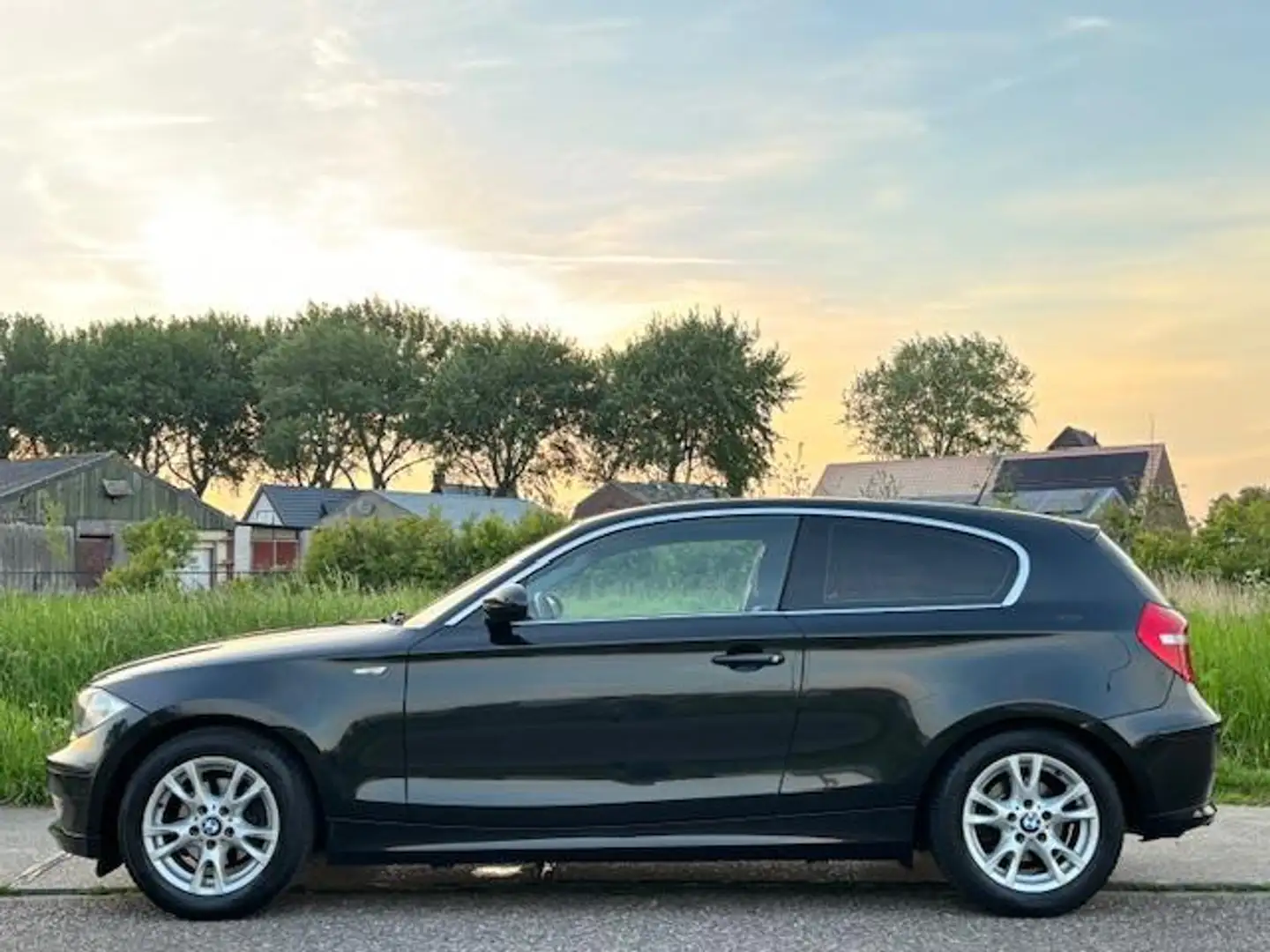 BMW 116 1-serie 116i Corporate 3-Drs Motorstoring! Airco E Zwart - 2