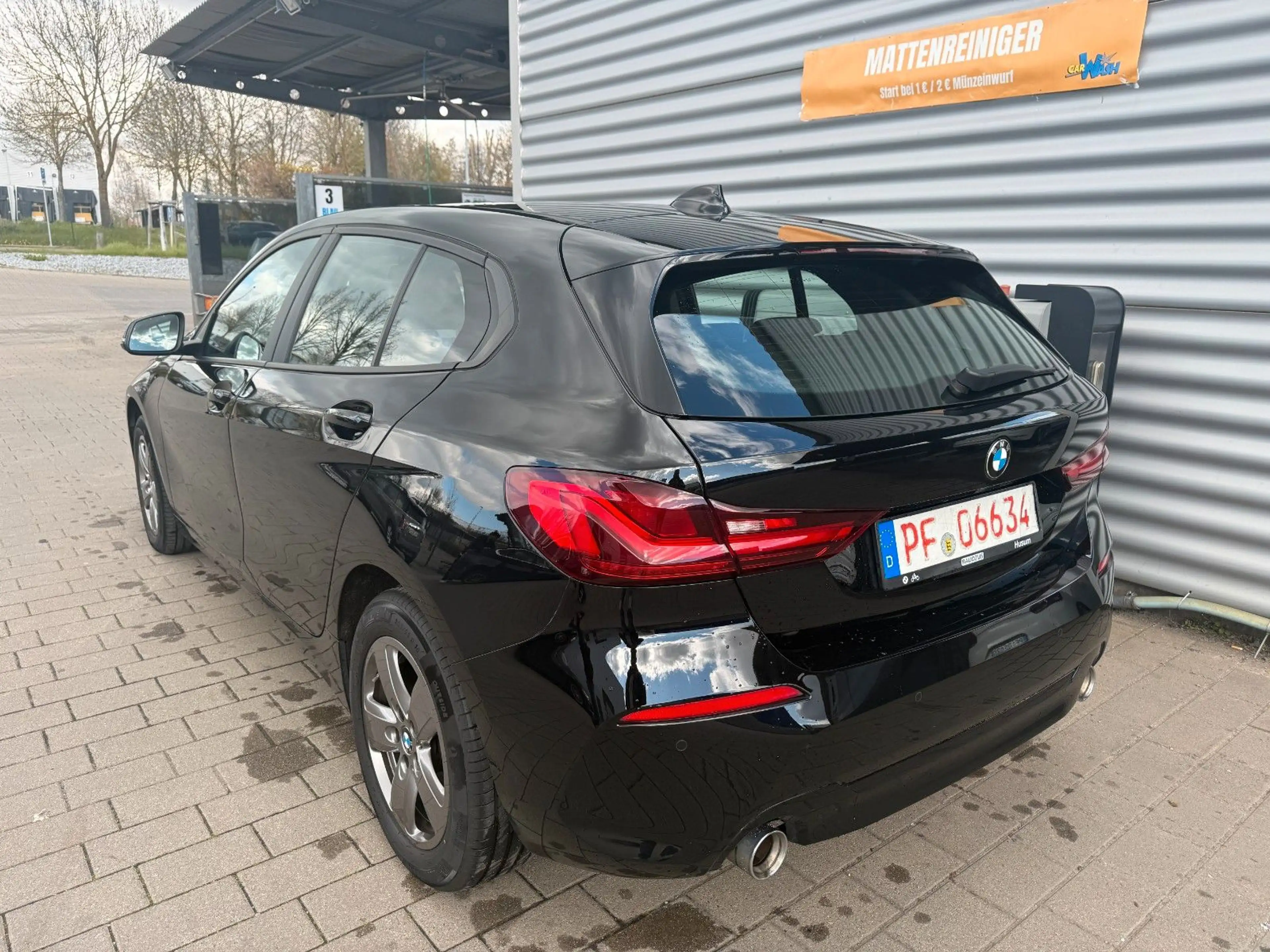BMW 118 d Navi LED Live Cockpit Prof Sportsitze — photo 4