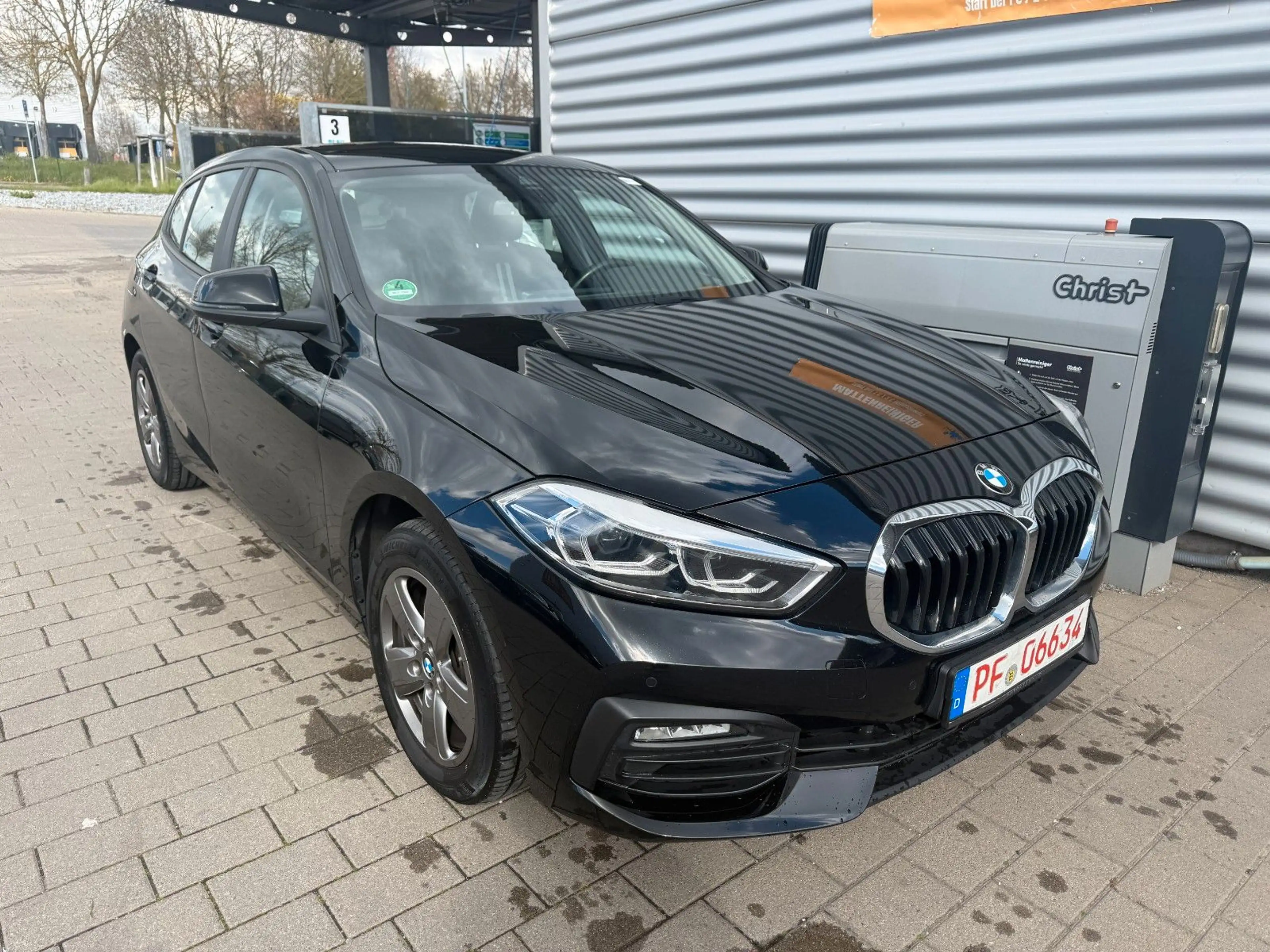 BMW 118 d Navi LED Live Cockpit Prof Sportsitze