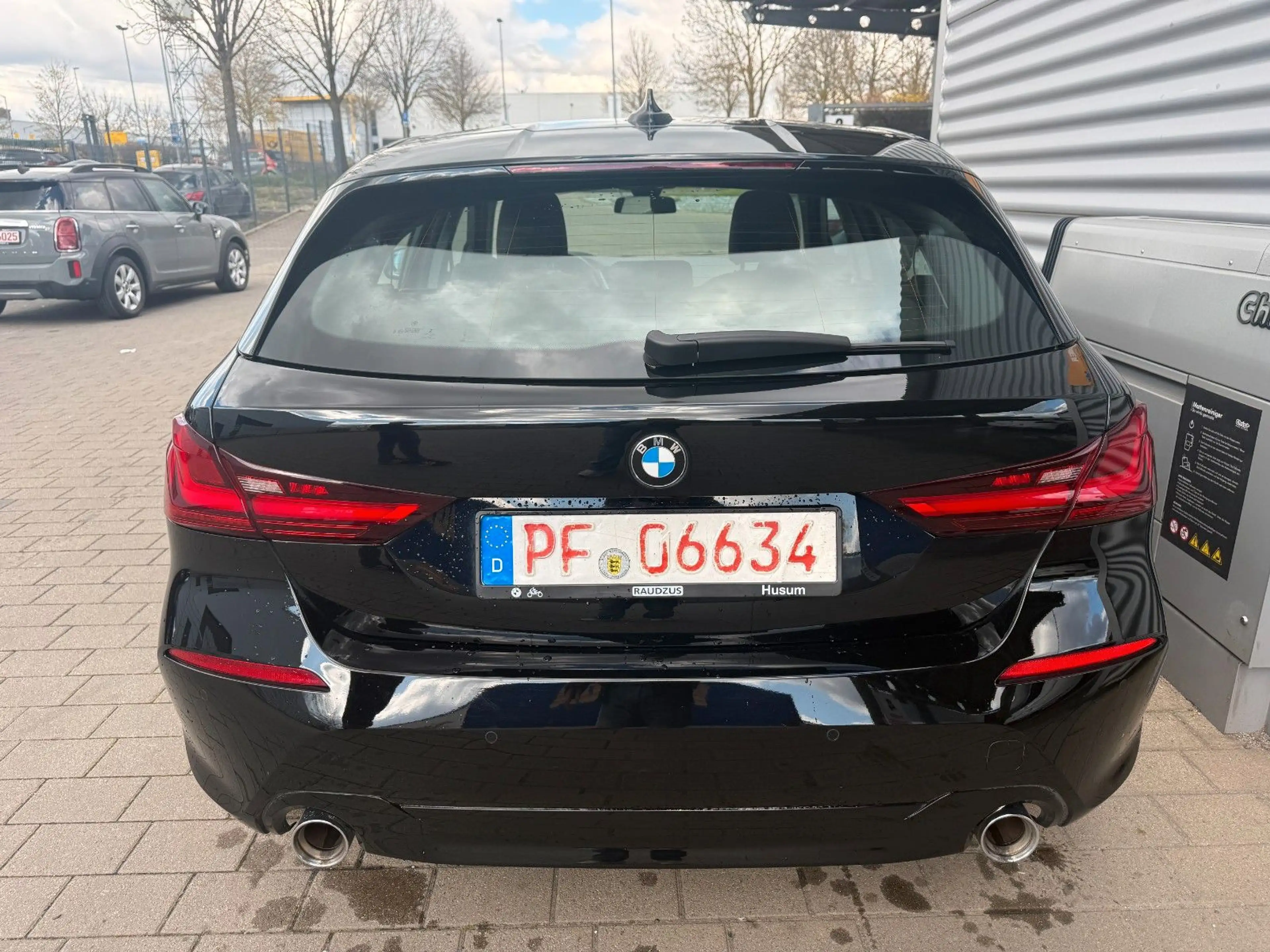 BMW 118 d Navi LED Live Cockpit Prof Sportsitze — photo 7